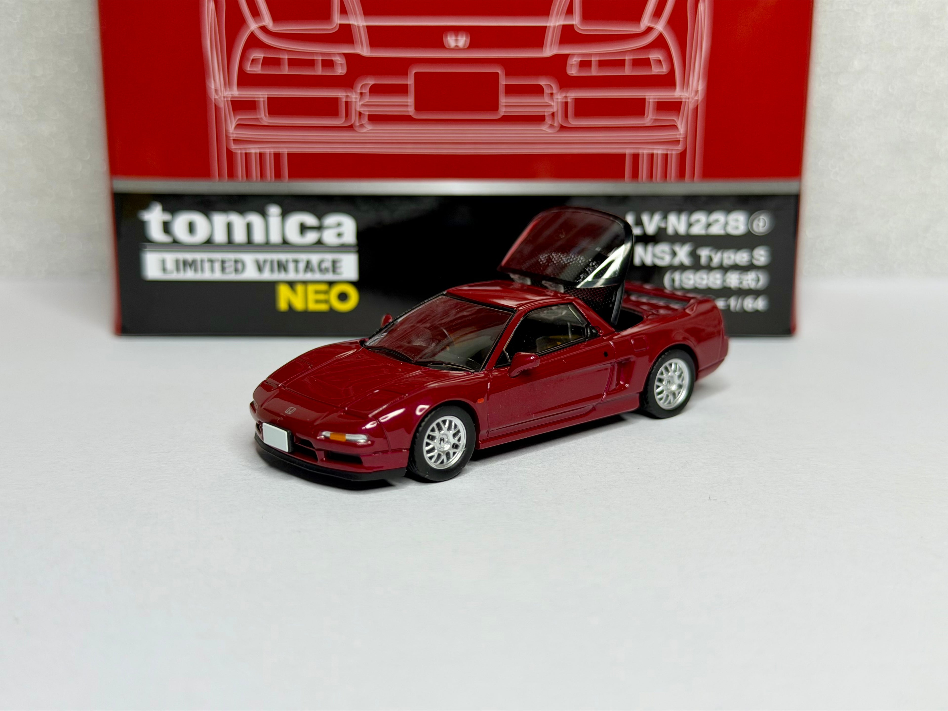 Tomica Limited Vintage 1:64 Honda NSX Type S 98’ Metallic Red Pearl LV-N228d