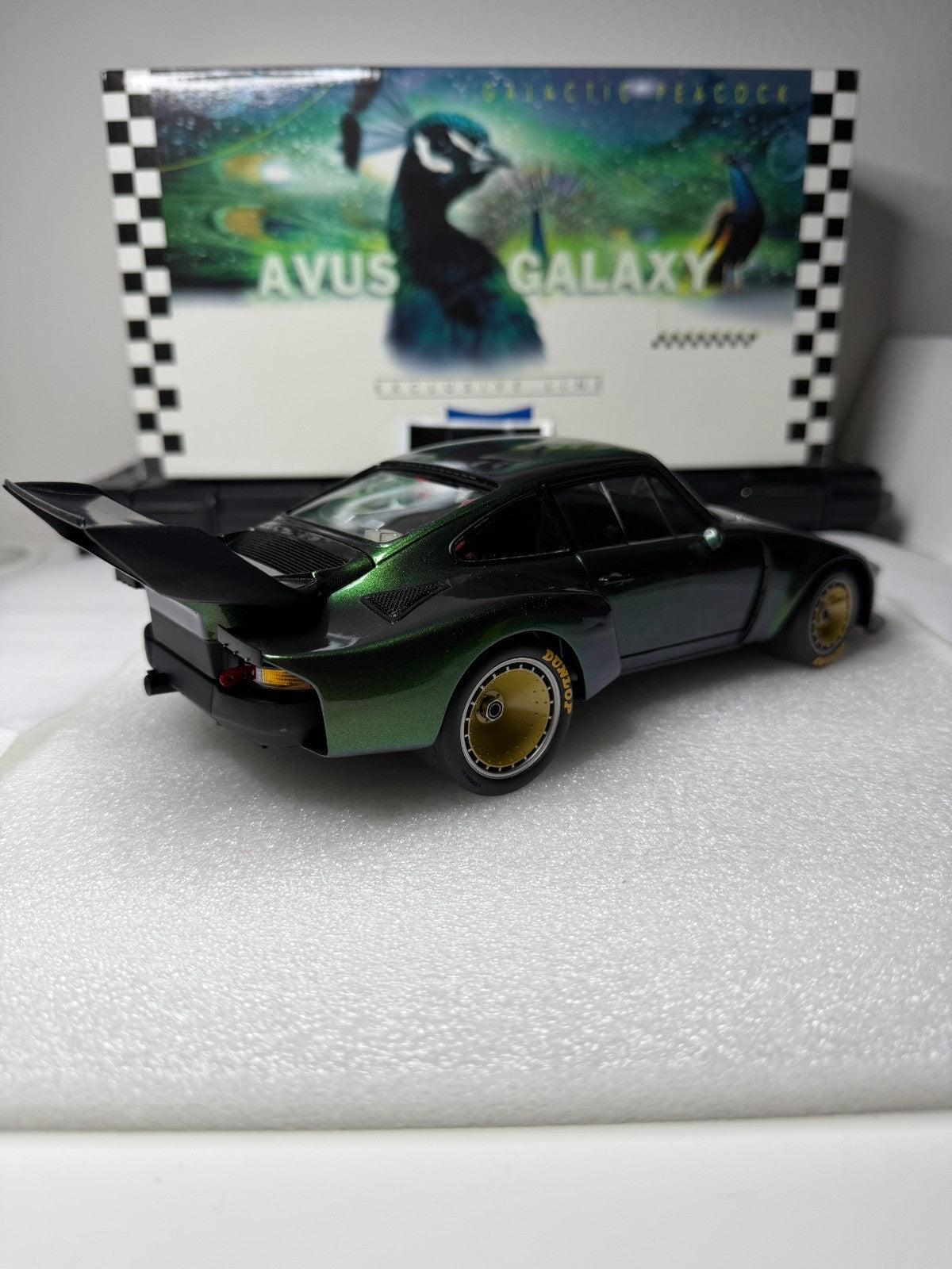 Exoto 1/18 Standox Avus Galaxy 1976 Porsche 935 Turbo Diecast US Seller