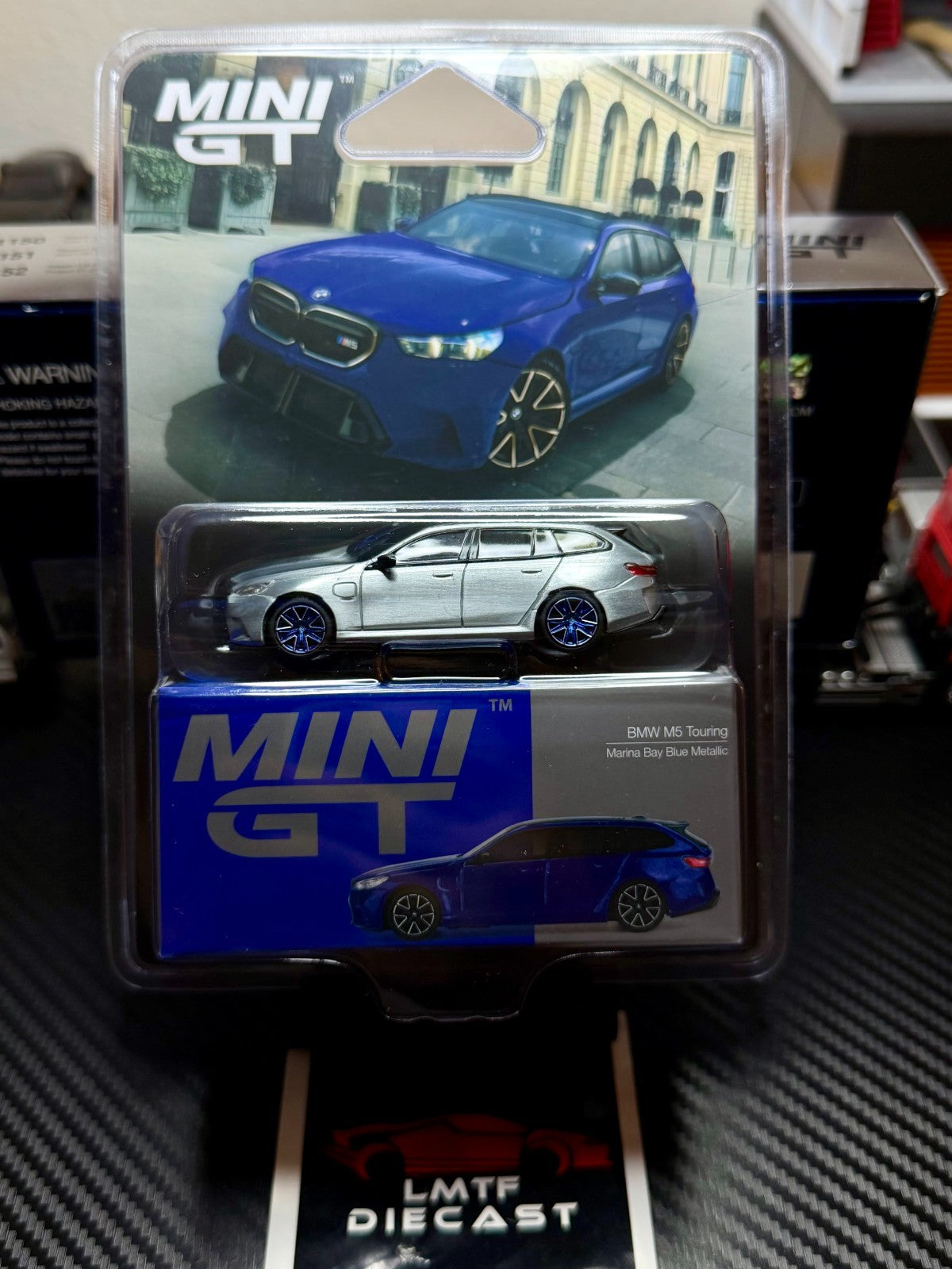 CHASE Mini GT 1/64 BMW M5 Touring Marina Bay Blue Metallic #1080 IN STOCK