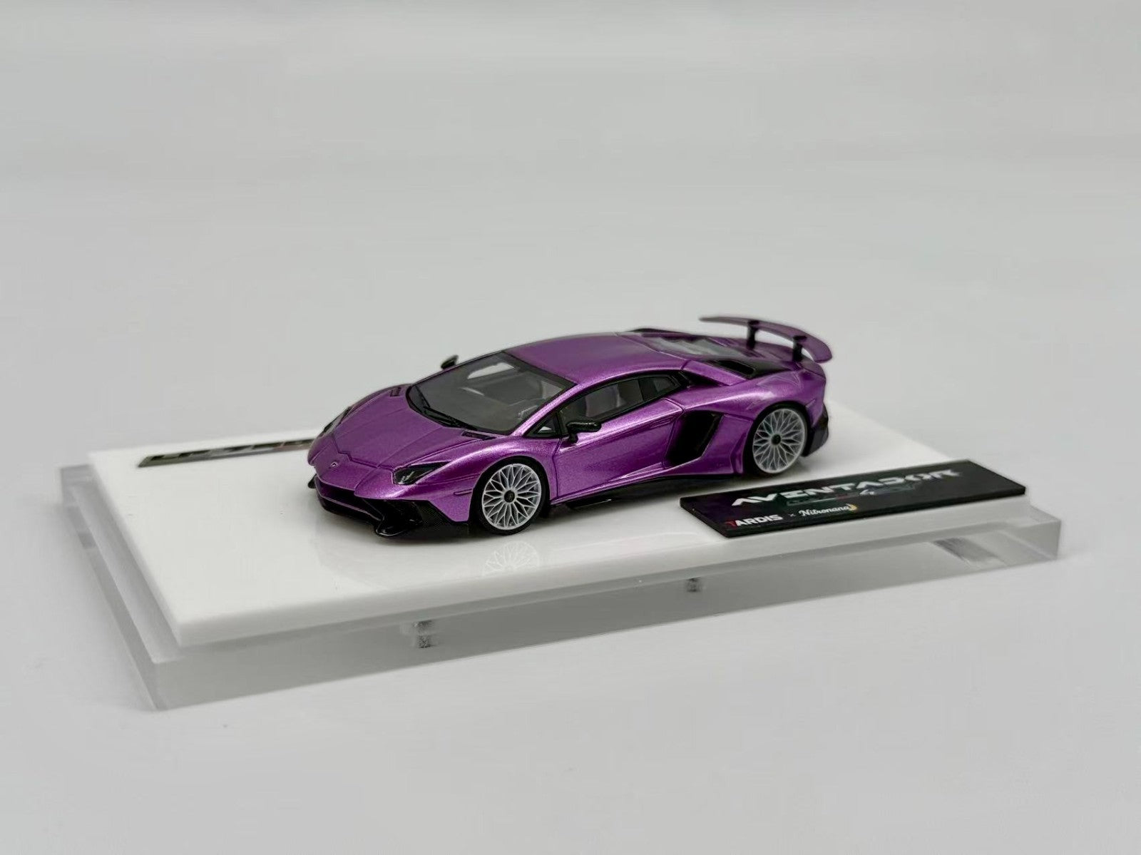 Tradis 1/64 Lamborghini Aventador SV Viola 30th Dealer Exclusive Limited 99pcs