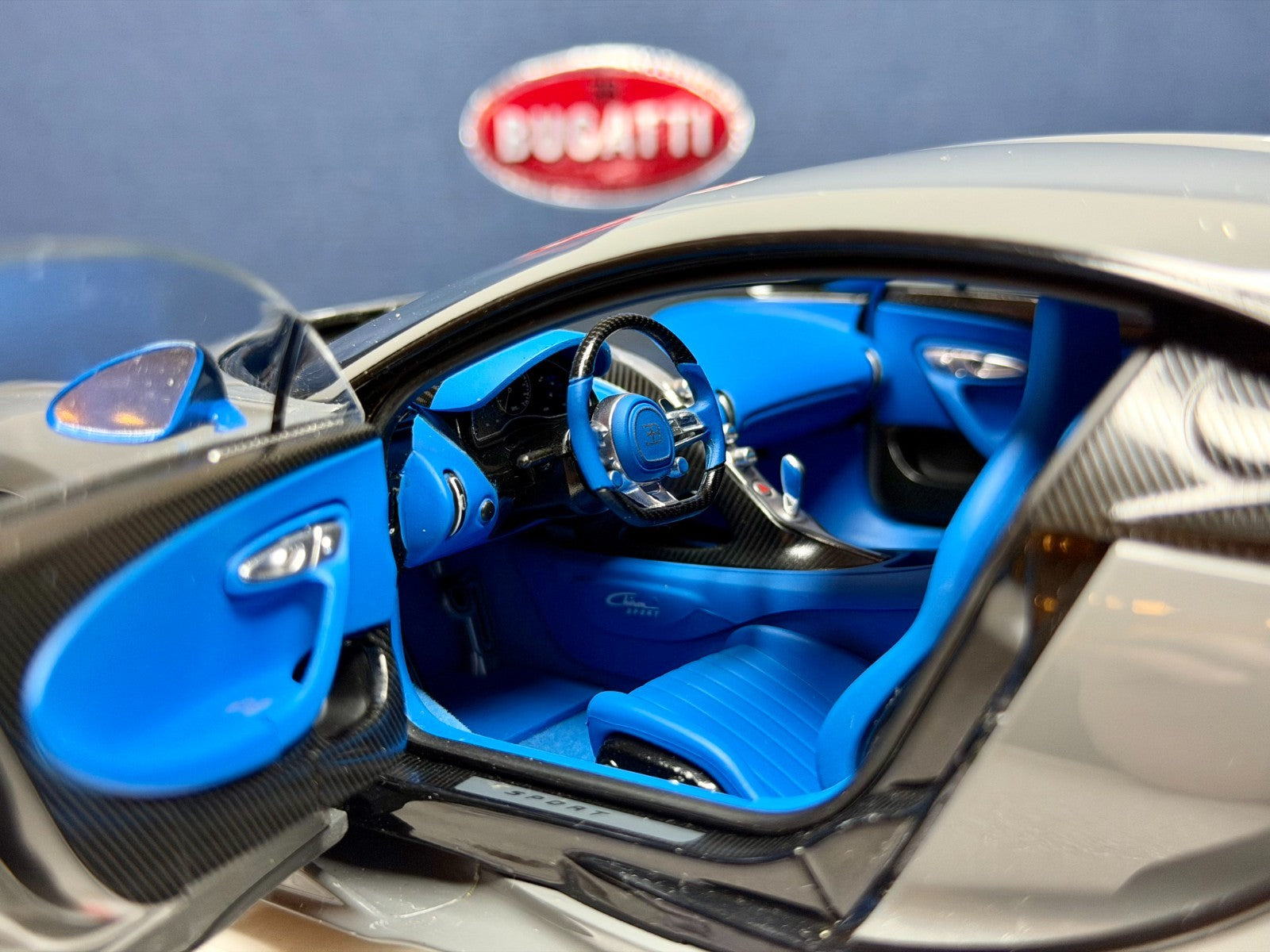 AUTOart 1:18 Bugatti Chiron Sport Jet Grey Mint Condition Rare