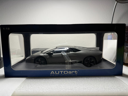 AUTOart 1/18 Lamborghini Reventon Matt Grey Launch Spec Diecast 74591
