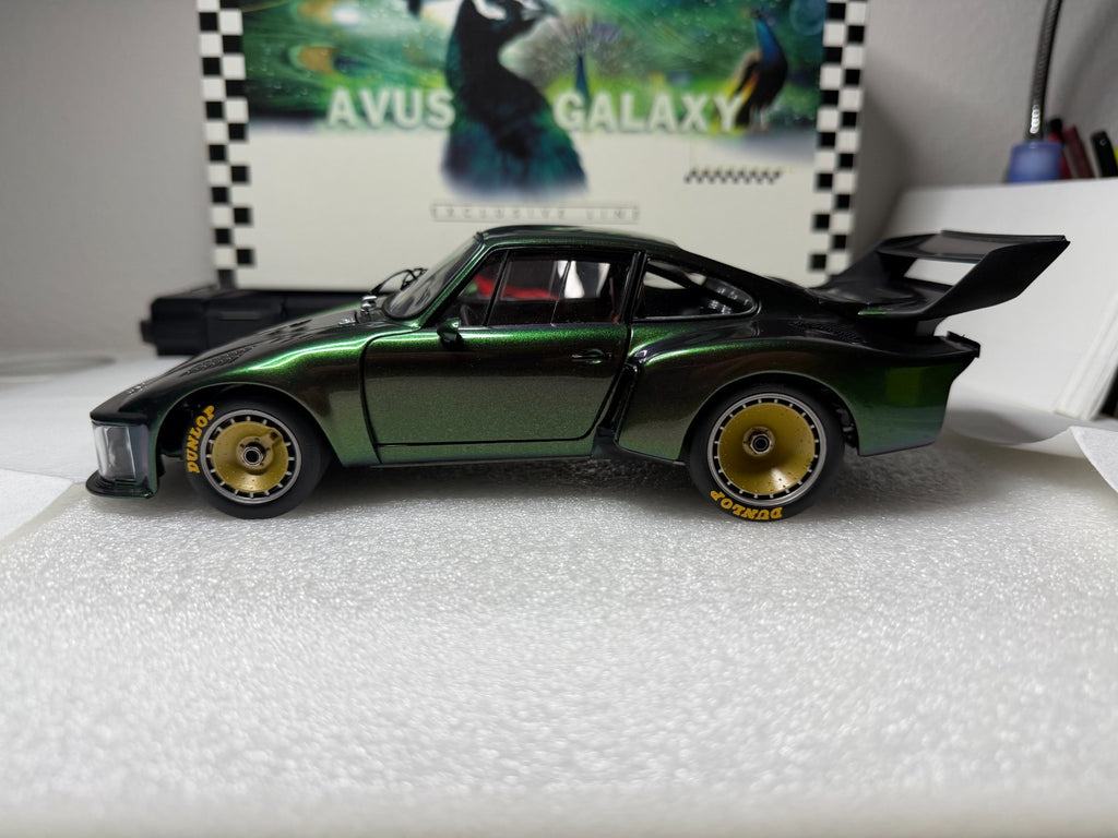 Exoto 1/18 Standox Avus Galaxy 1976 Porsche 935 Turbo Diecast US Seller