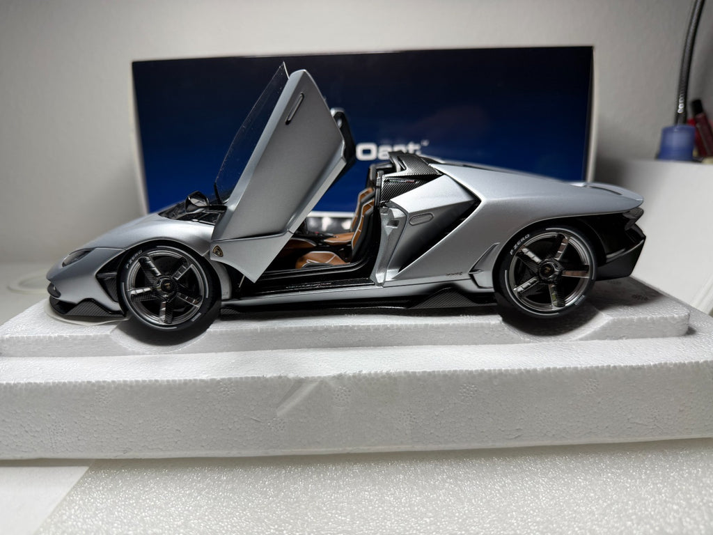 AUTOart 1/18 Lamborghini Centenario Roadster Matte Silver 13671 US Seller