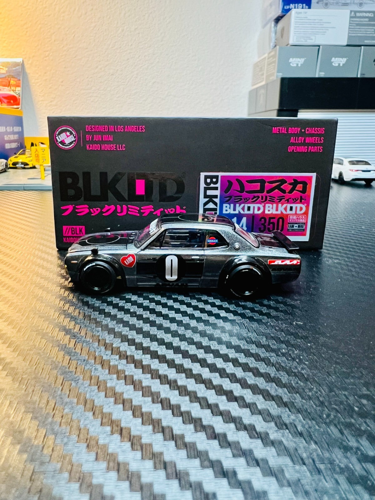 kaido house mini gt signed 1/64 Nissan 2000GT-R KPGC10 Hakosuka KHMG166 
