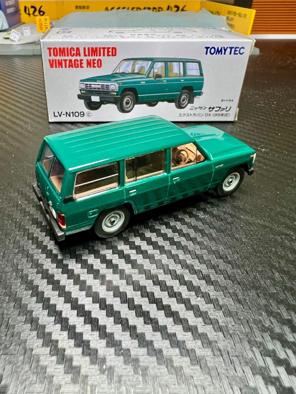 Tomica Limited Vintage LV-N109c Nissan Safari Extra Van DX 1985 US Seller