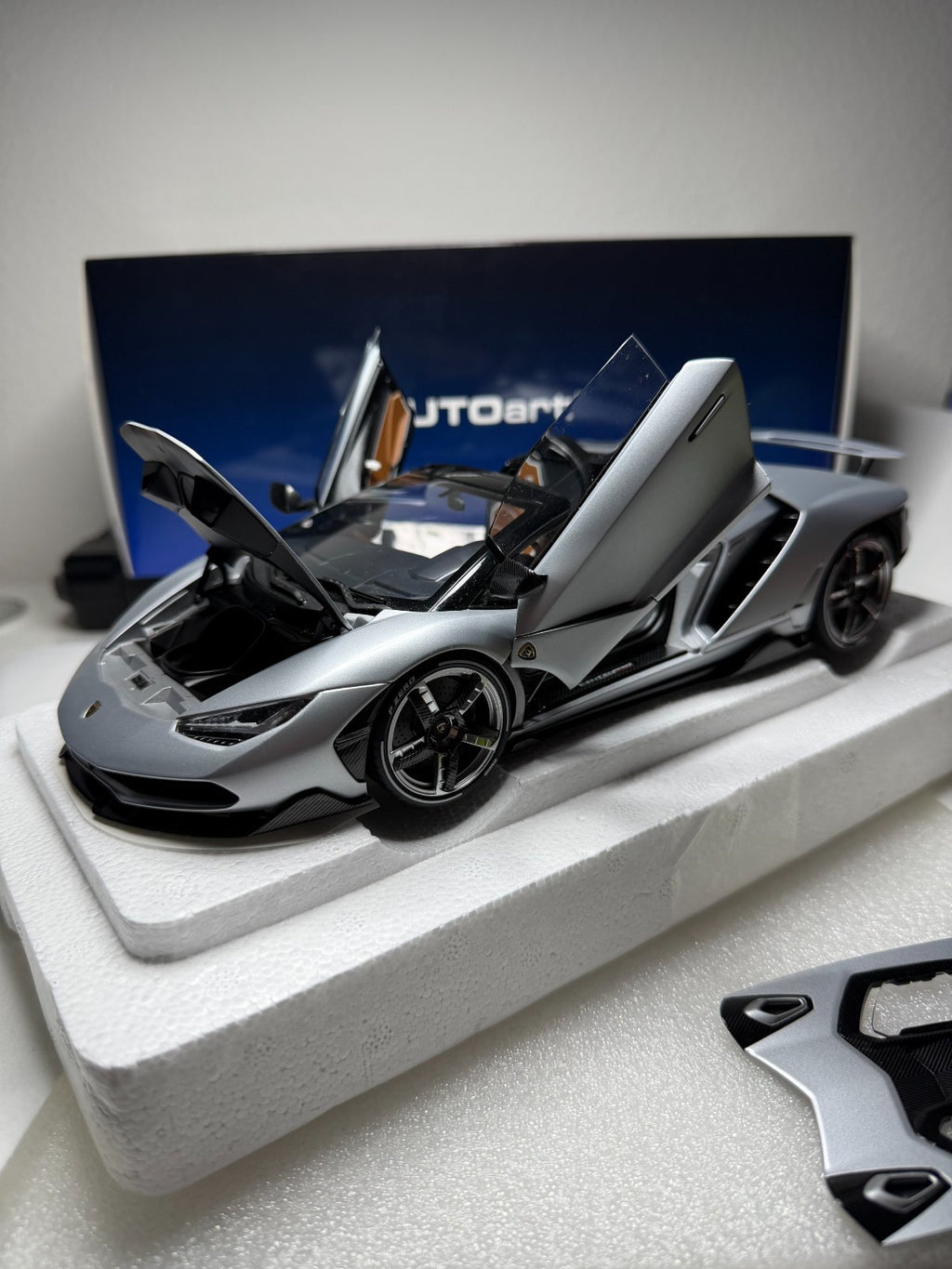AUTOart 1/18 Lamborghini Centenario Roadster Matte Silver 13671 US Seller