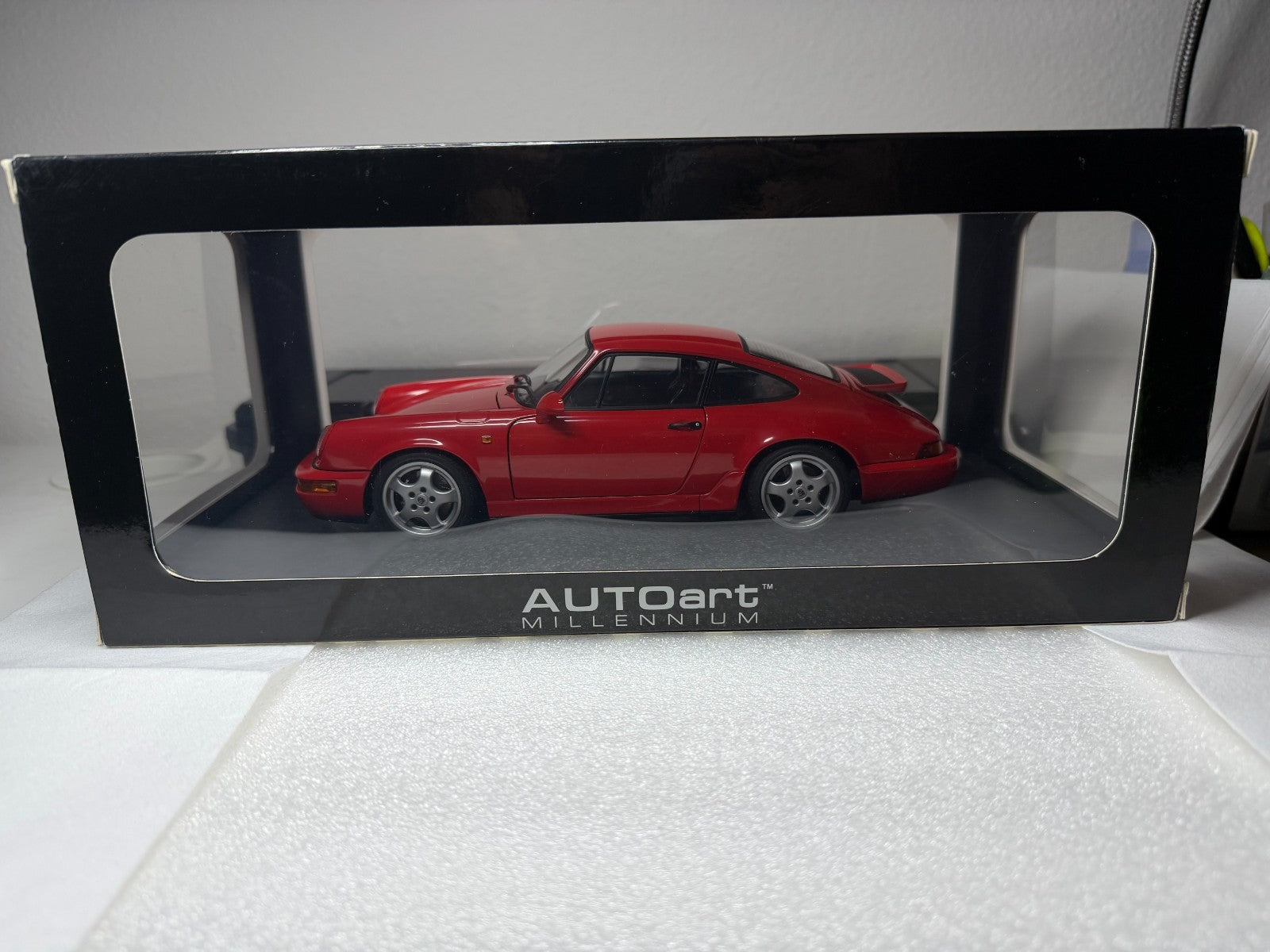 AUTOart 1/18 millennium Porsche 911 964 Carrera RS Red 77891 US Seller