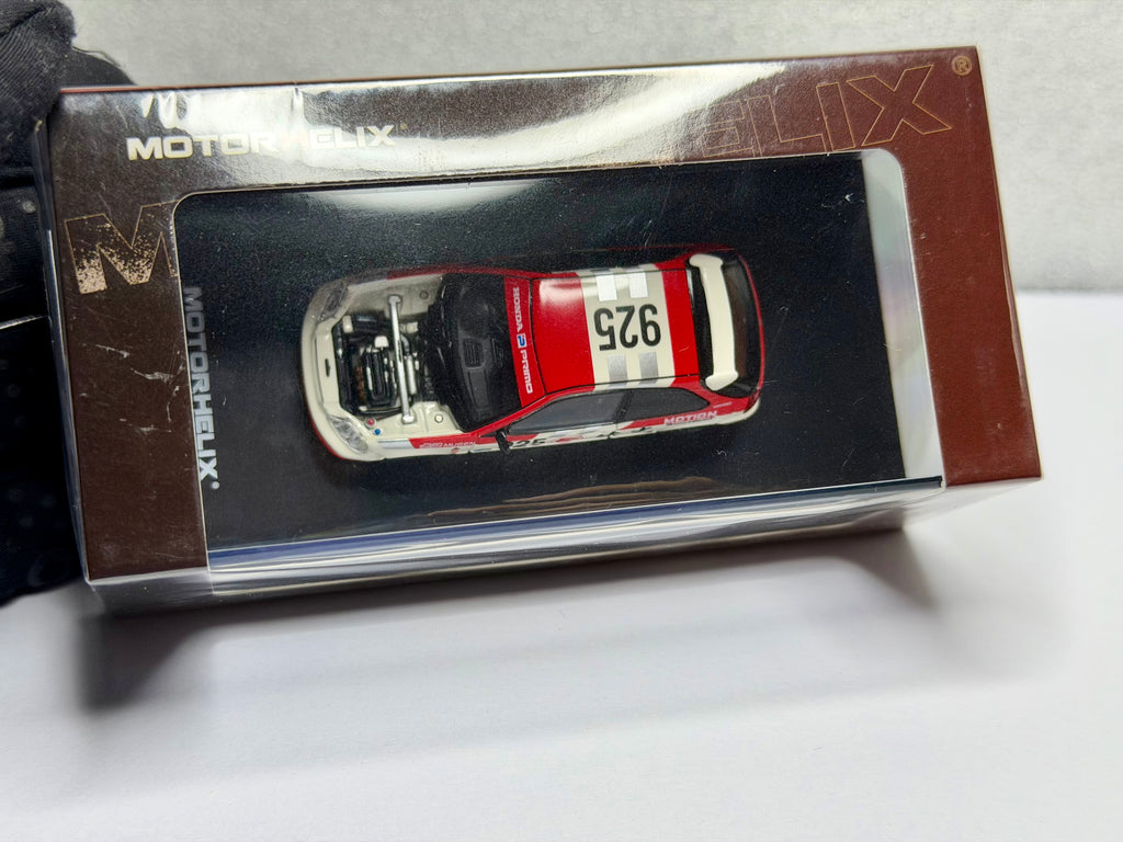 Motorhelix 1:64 Honda Civic Type R(EK9) Idemitsu Motion Red