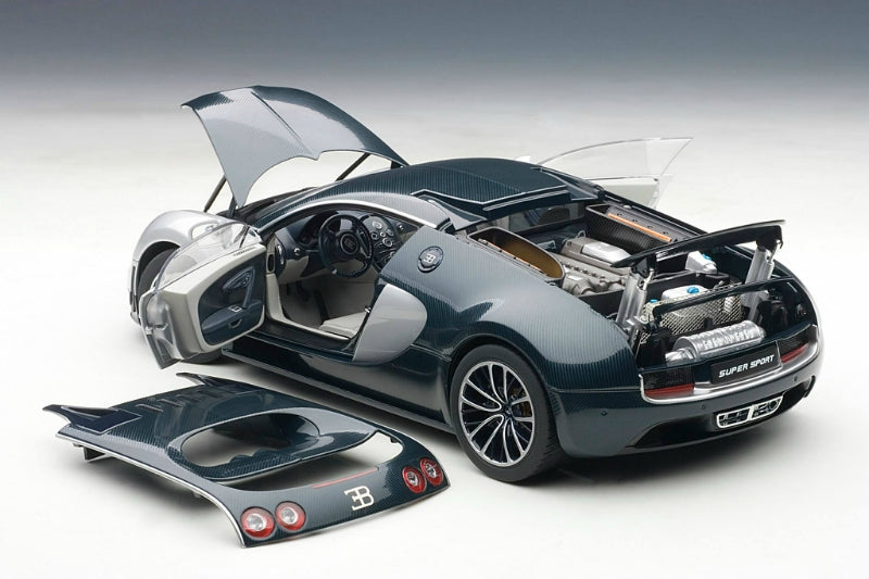 AUTOART 1:18 Bugatti Veyron Super Sport Dark Blue Carbon/Silver 70939