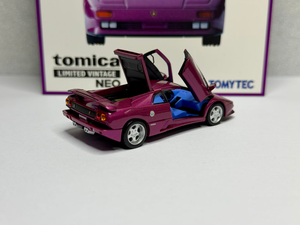 Tomica Limited Vintage 1:64 Lamborghini Diablo SE30 30Viola