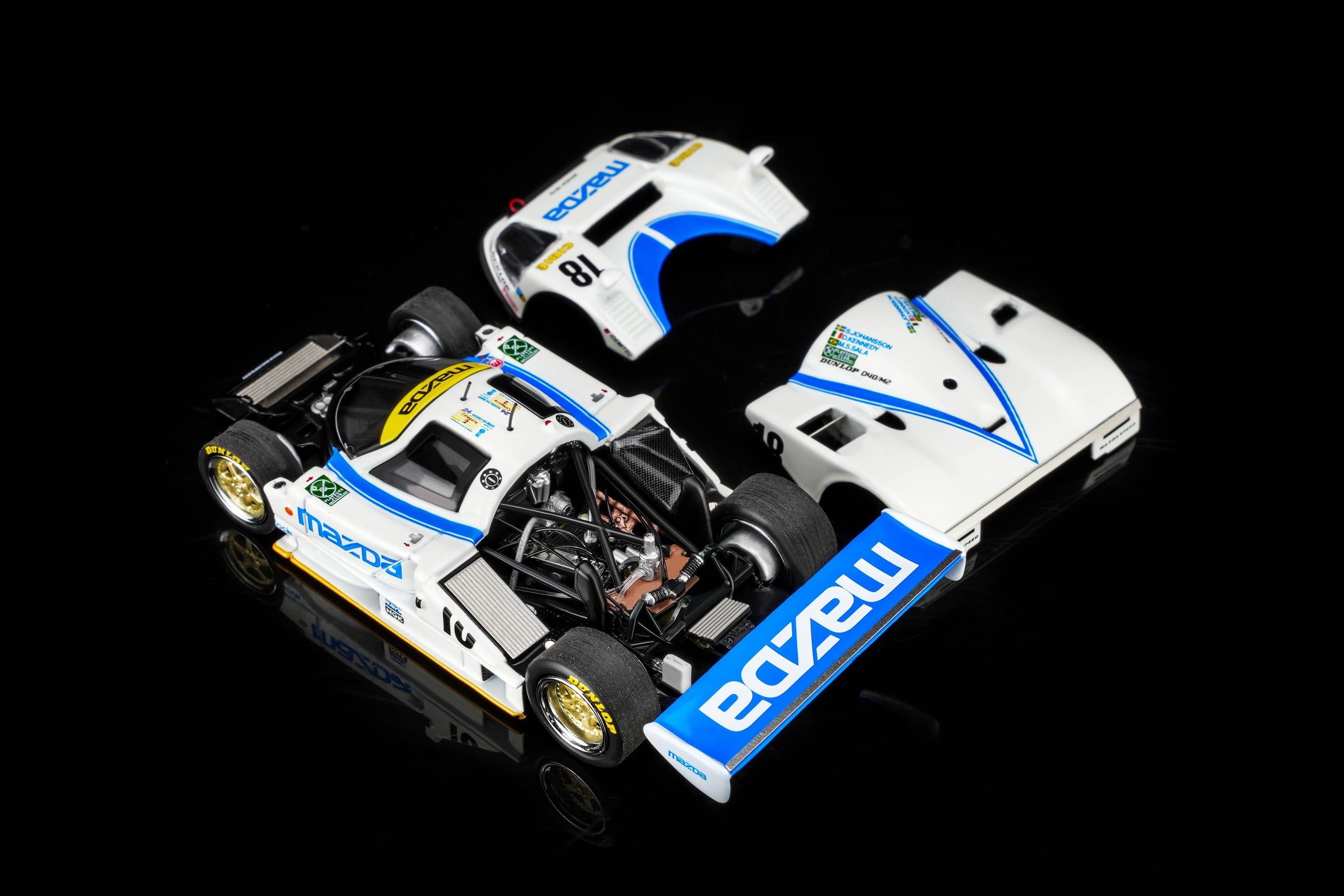 (Preorder) Motorhelix 1:64 Mazda 787B #18 White/Blue M60113