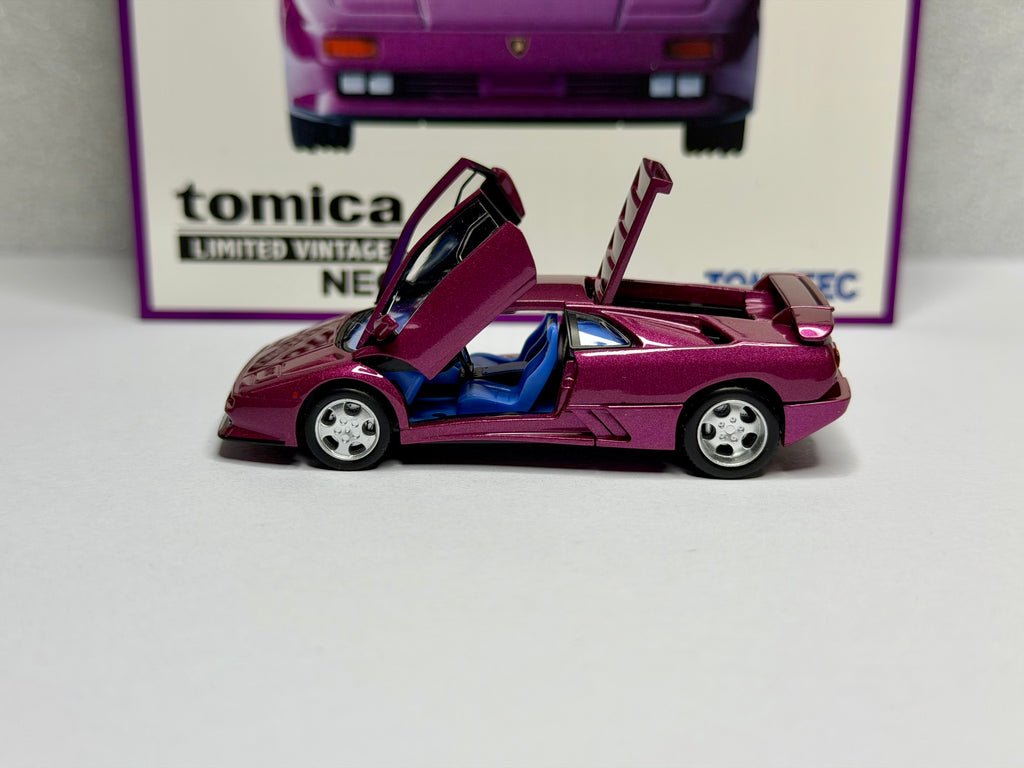 Tomica Limited Vintage 1:64 Lamborghini Diablo SE30 30Viola