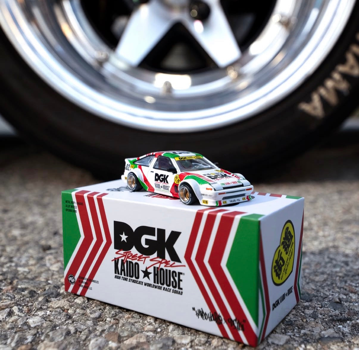 KAIDO HOUSE X DGK V1 Toyota AE86 Sprinter Trueno Brand New Sealed