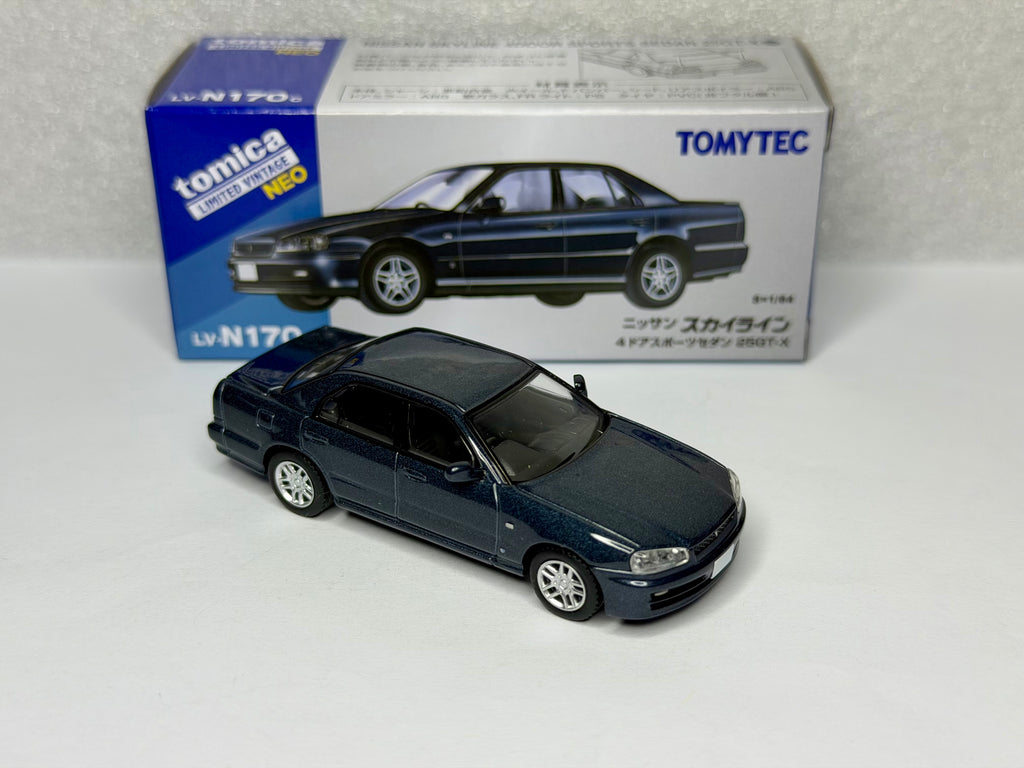 Tomica Limited Vintage LV-N170c NISSAN SKYLINE 4DOOR SEDAN ER34 25GT-X Metallic Blue