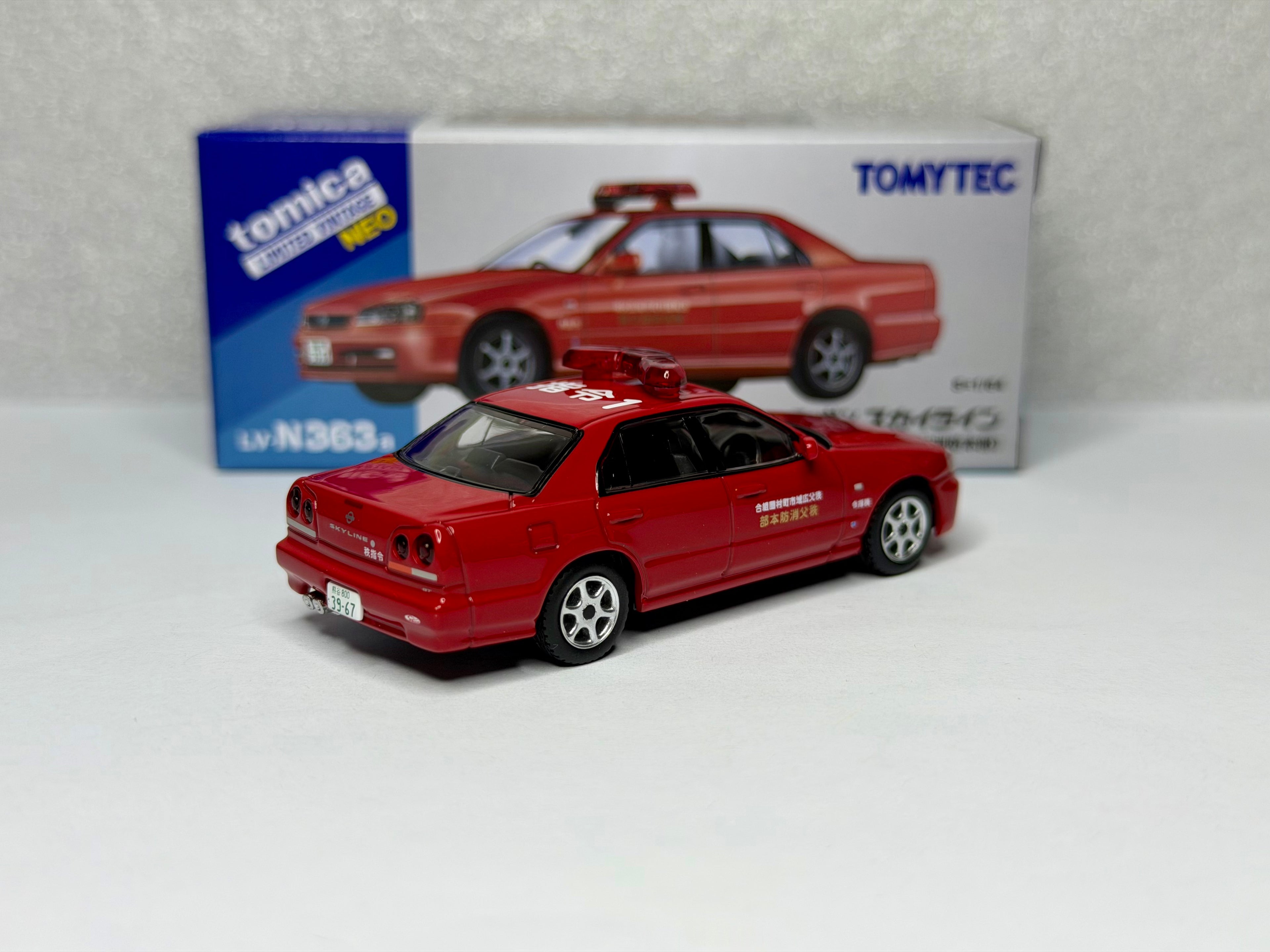 Tomica Limited Vintage LV-N363a NISSAN SKYLINE 4DOOR ER34 SEDAN GT Fire Response