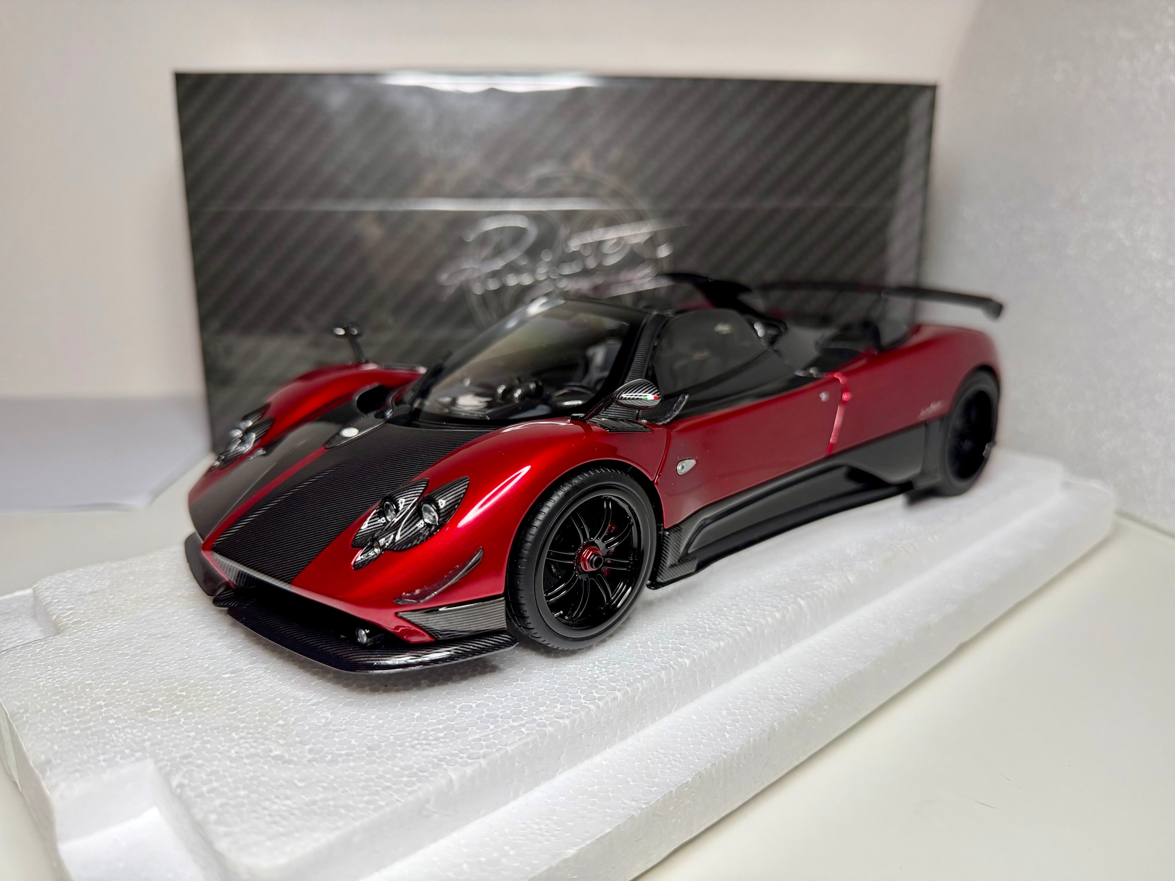 Almost Real 1/18 Scale Pagani Zonda Cinque Roadster 2009 Rosso Dubai Diecast Model