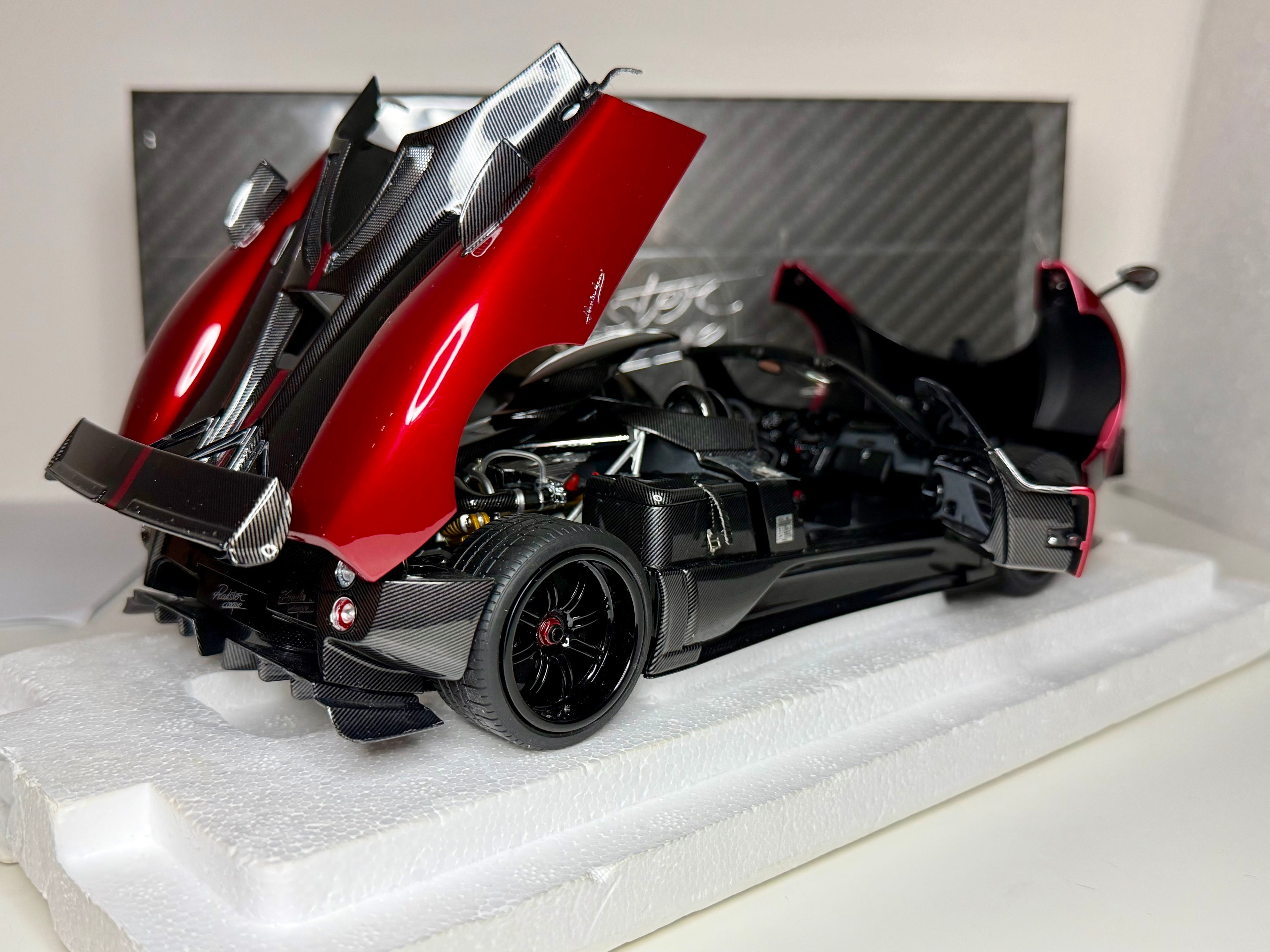 Almost Real 1/18 Scale Pagani Zonda Cinque Roadster 2009 Rosso Dubai Diecast Model