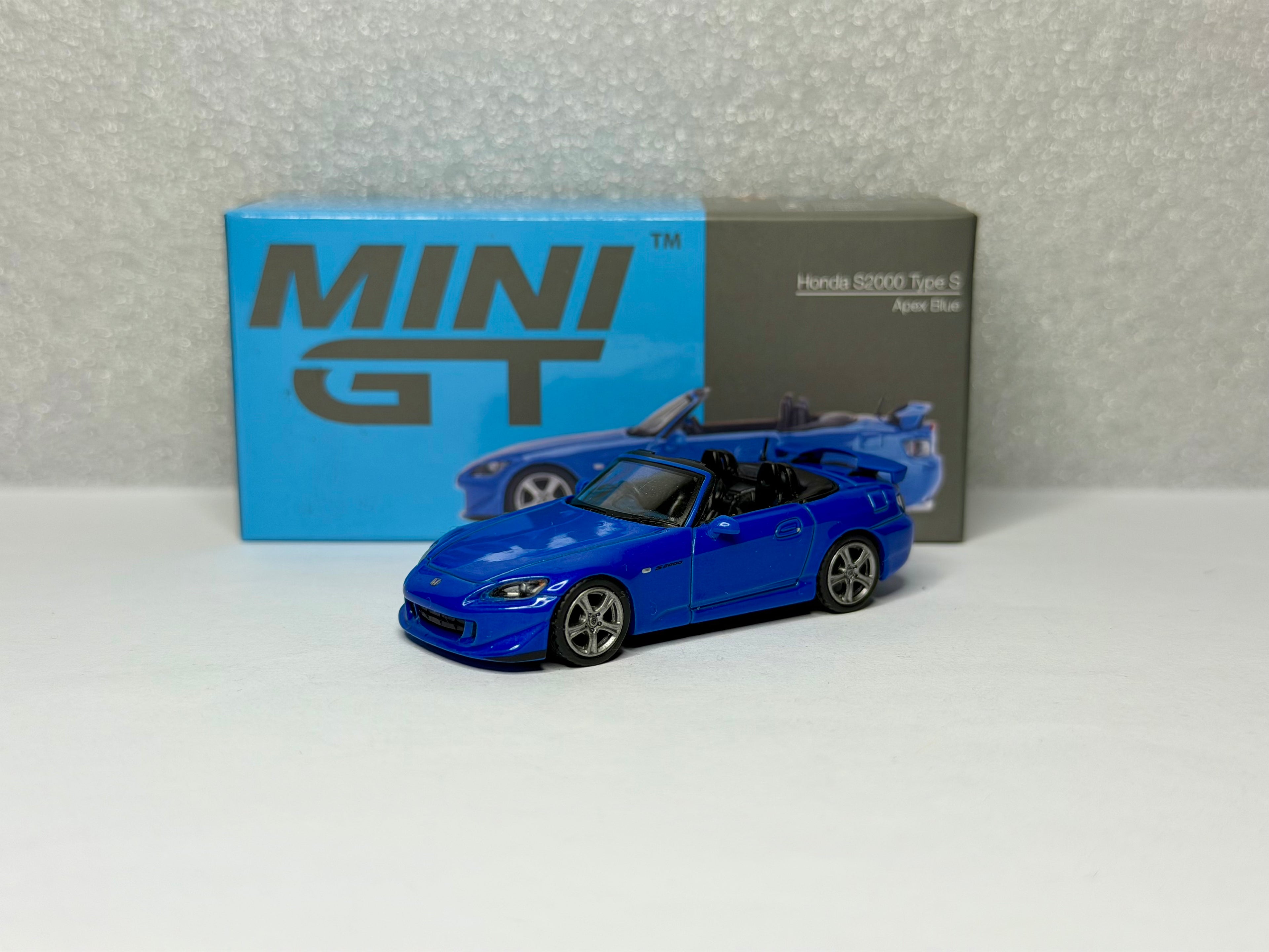 Mini GT 1/64 Honda S2000 Type S Apex Blue #376 Opened Box
