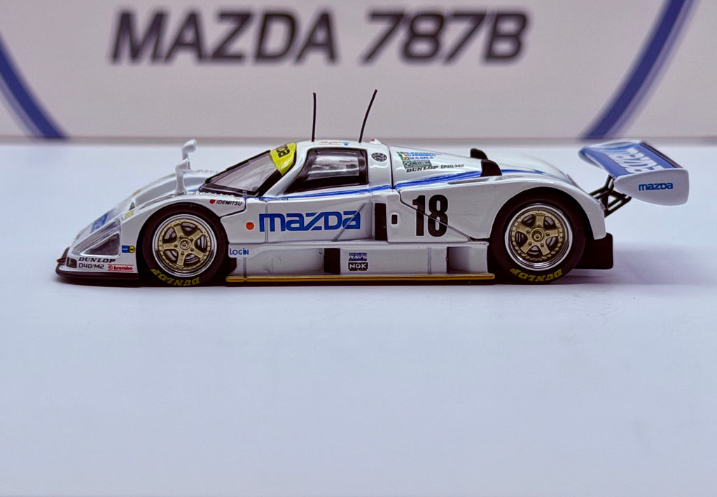 Motorhelix 1:64 Mazda 787B #18 White/Blue M60113