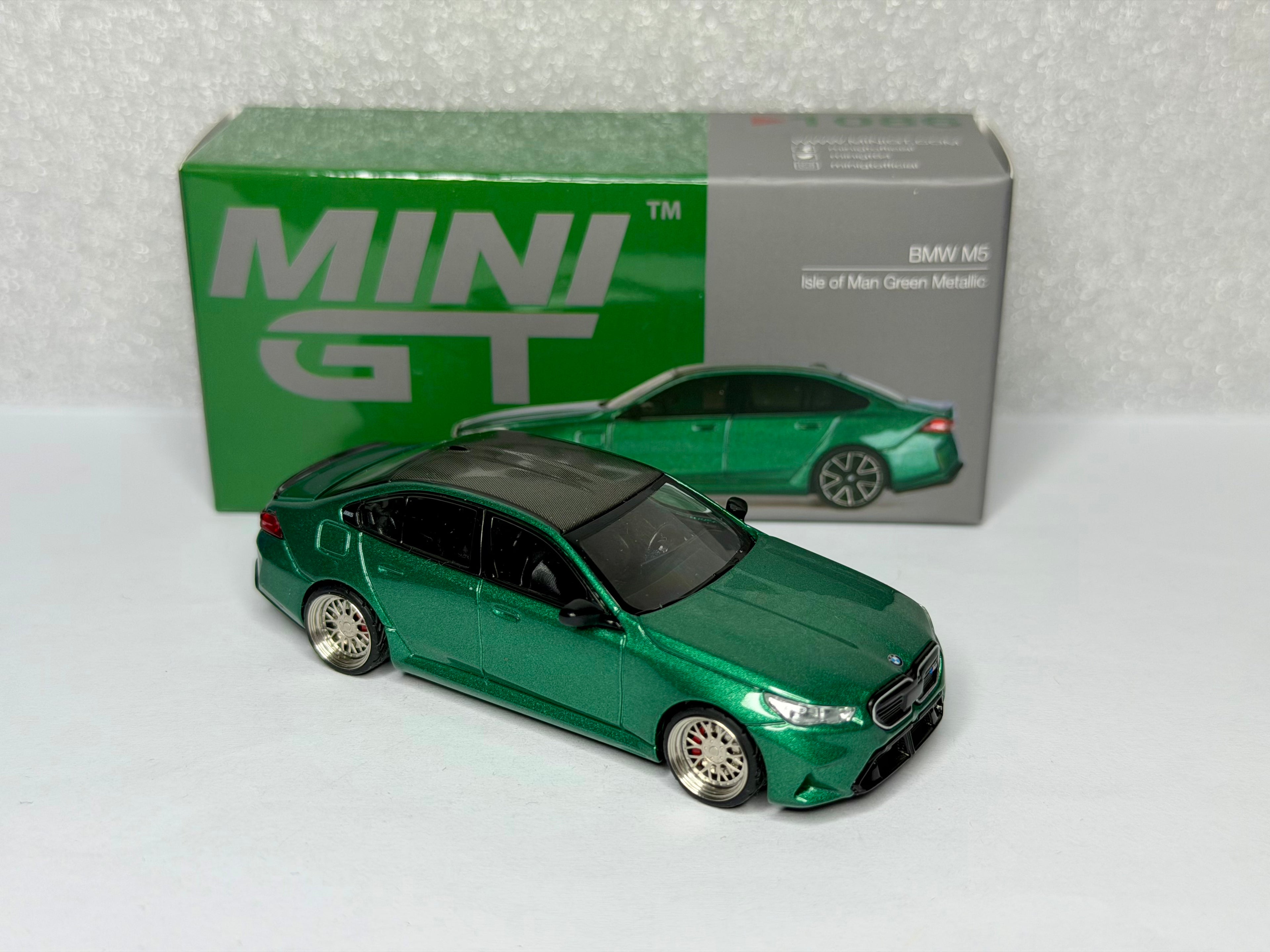 Mini GT 1/64 BMW M5 Isle of Man Green Metallic x LeftMart Modifications  #1086