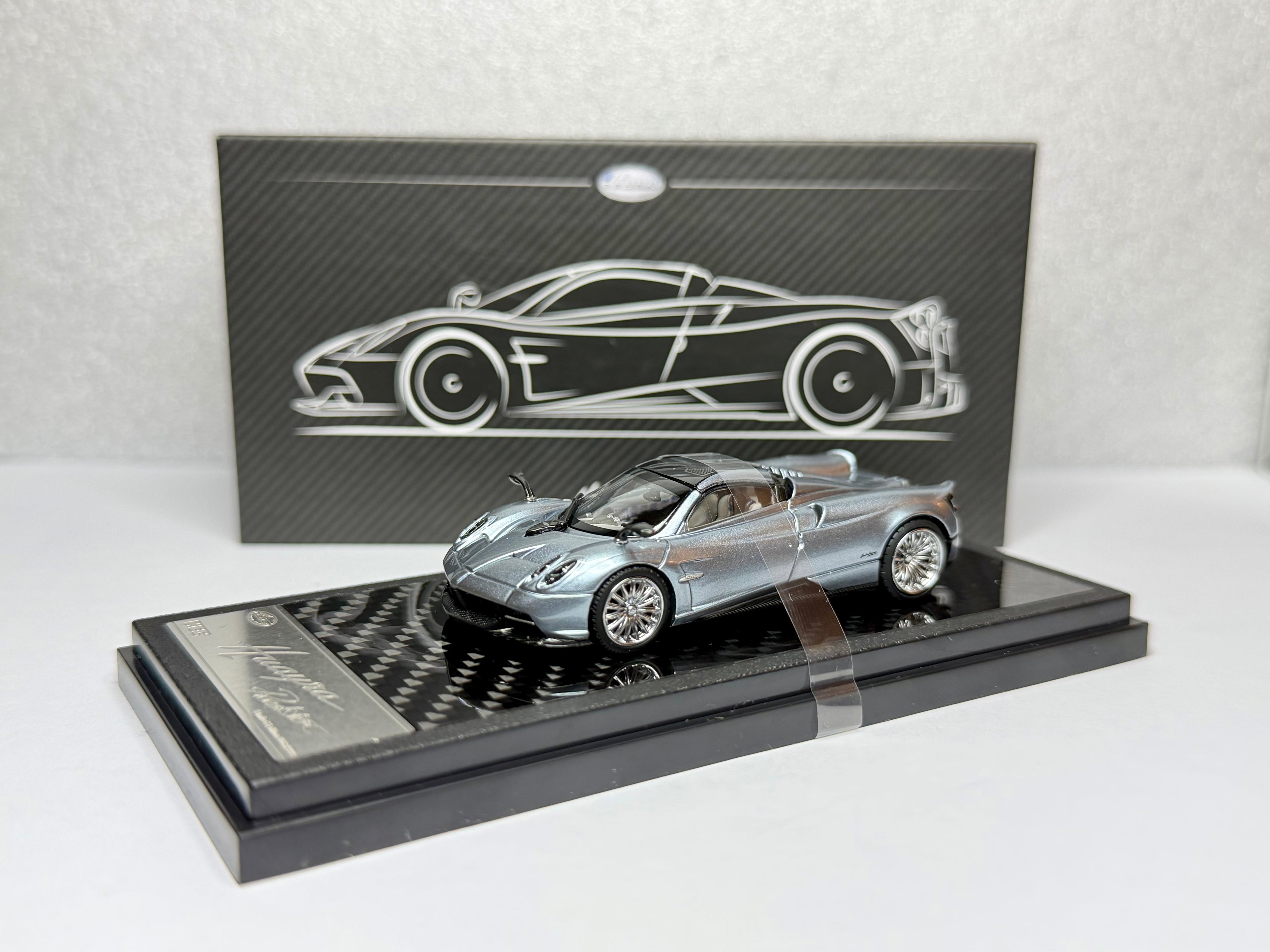 LCD 1:64 Pagani Huayra Roadster Ice Blue HEC 2026 Exclusive