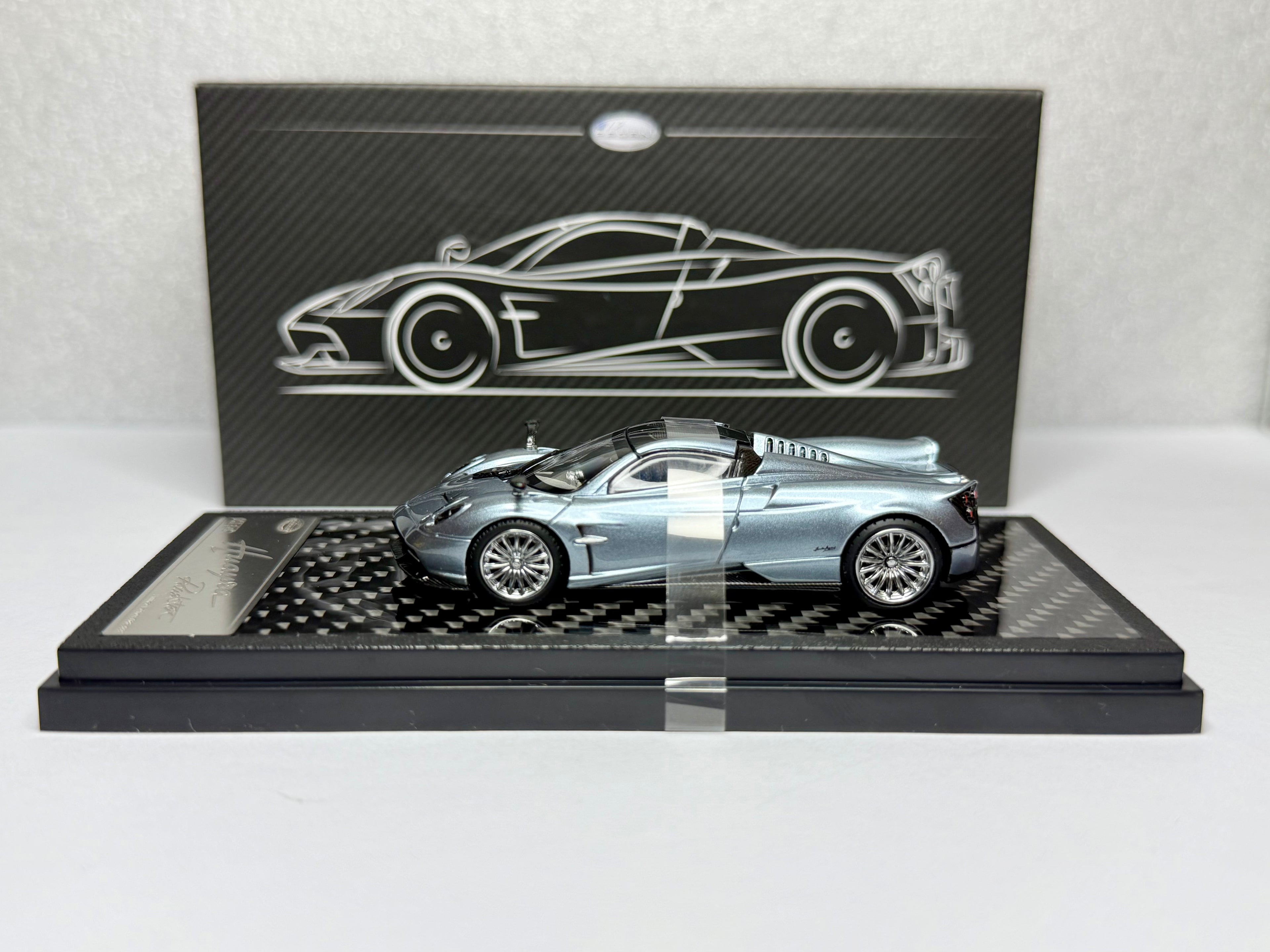 LCD 1:64 Pagani Huayra Roadster Ice Blue HEC 2026 Exclusive