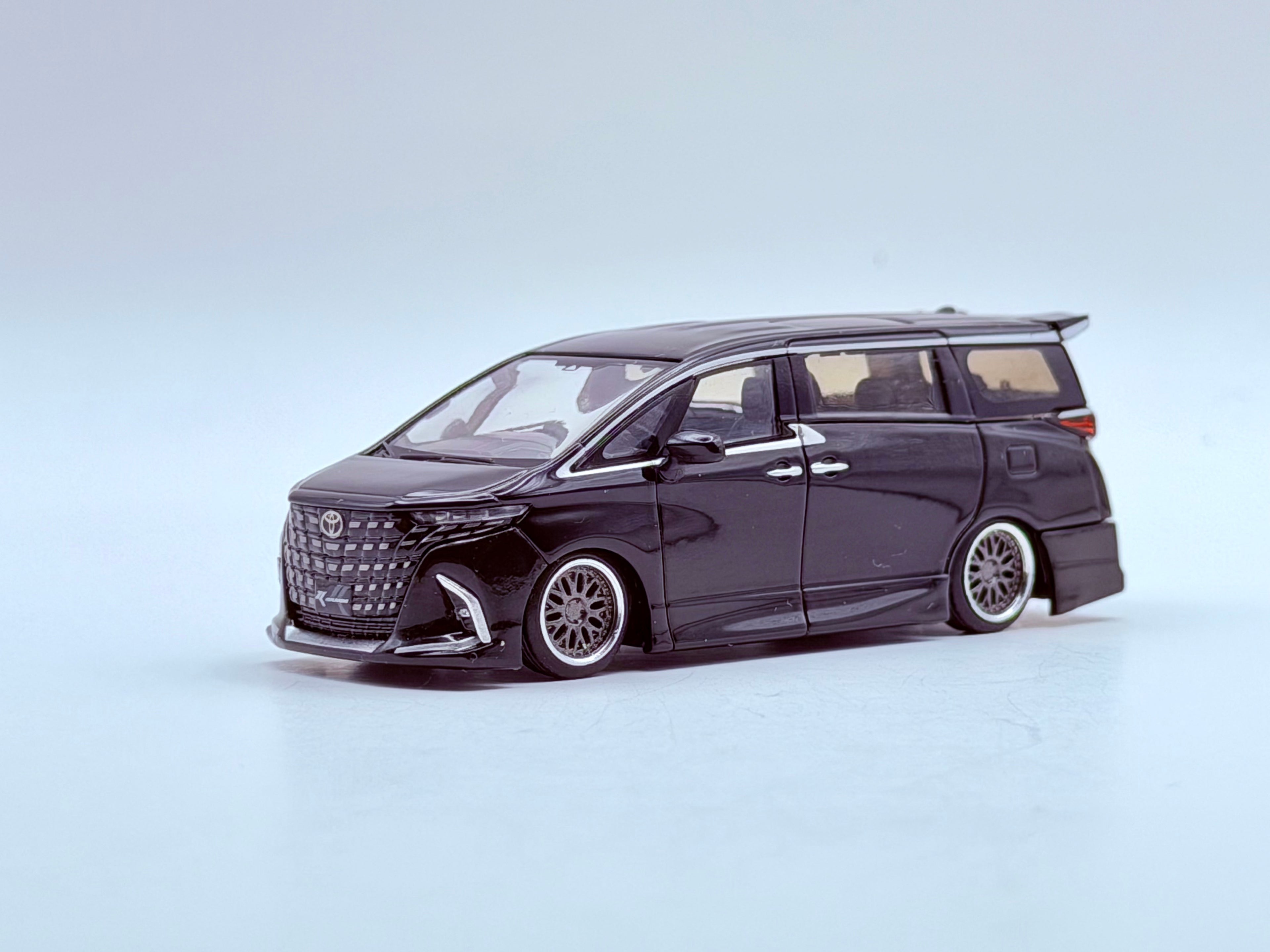 Mini GT 1:64 Toyota Alphard 40 KUHL – Black #1179