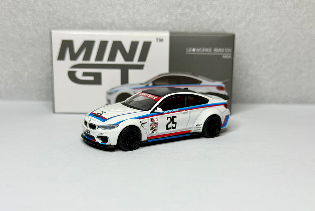 Mini GT 1:64 BMW M4 リバティーウォーク IMSA ホワイト #319 開封済み