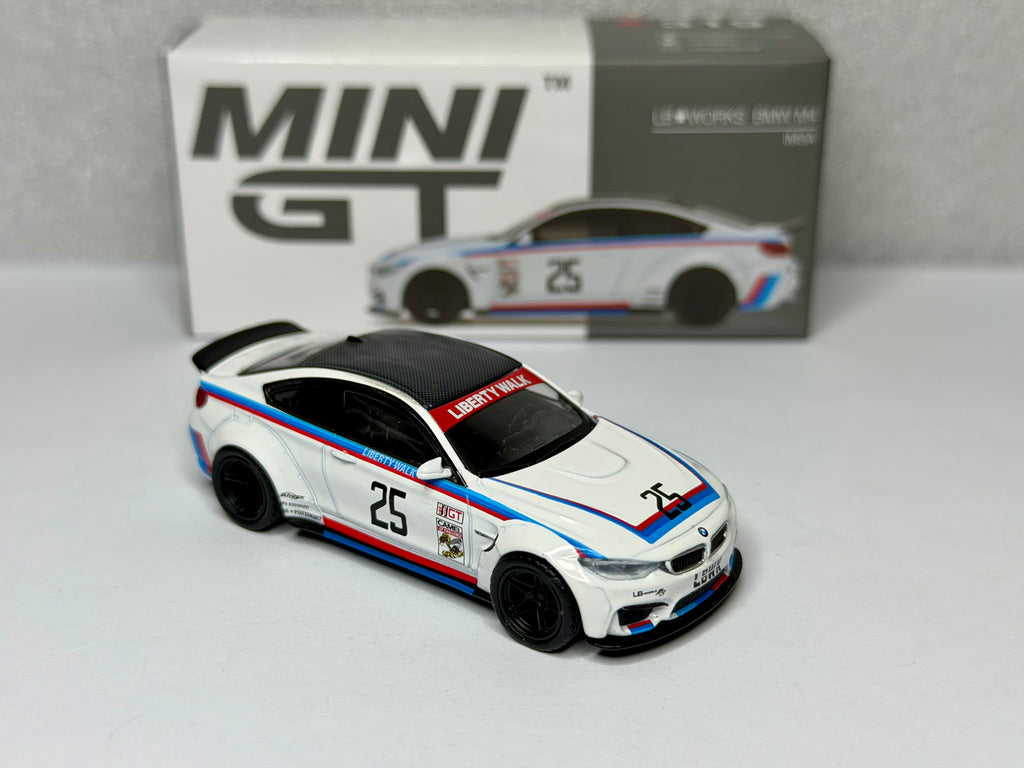 Mini GT 1:64 BMW M4 リバティーウォーク IMSA ホワイト #319 開封済み