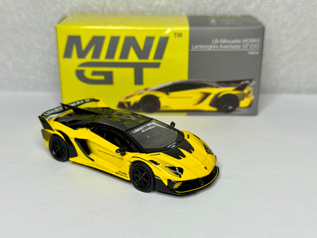 Mini GT 1:64 ランボルギーニ アヴェンタドール リバティーウォーク GT EVO イエロー #639 開封済み