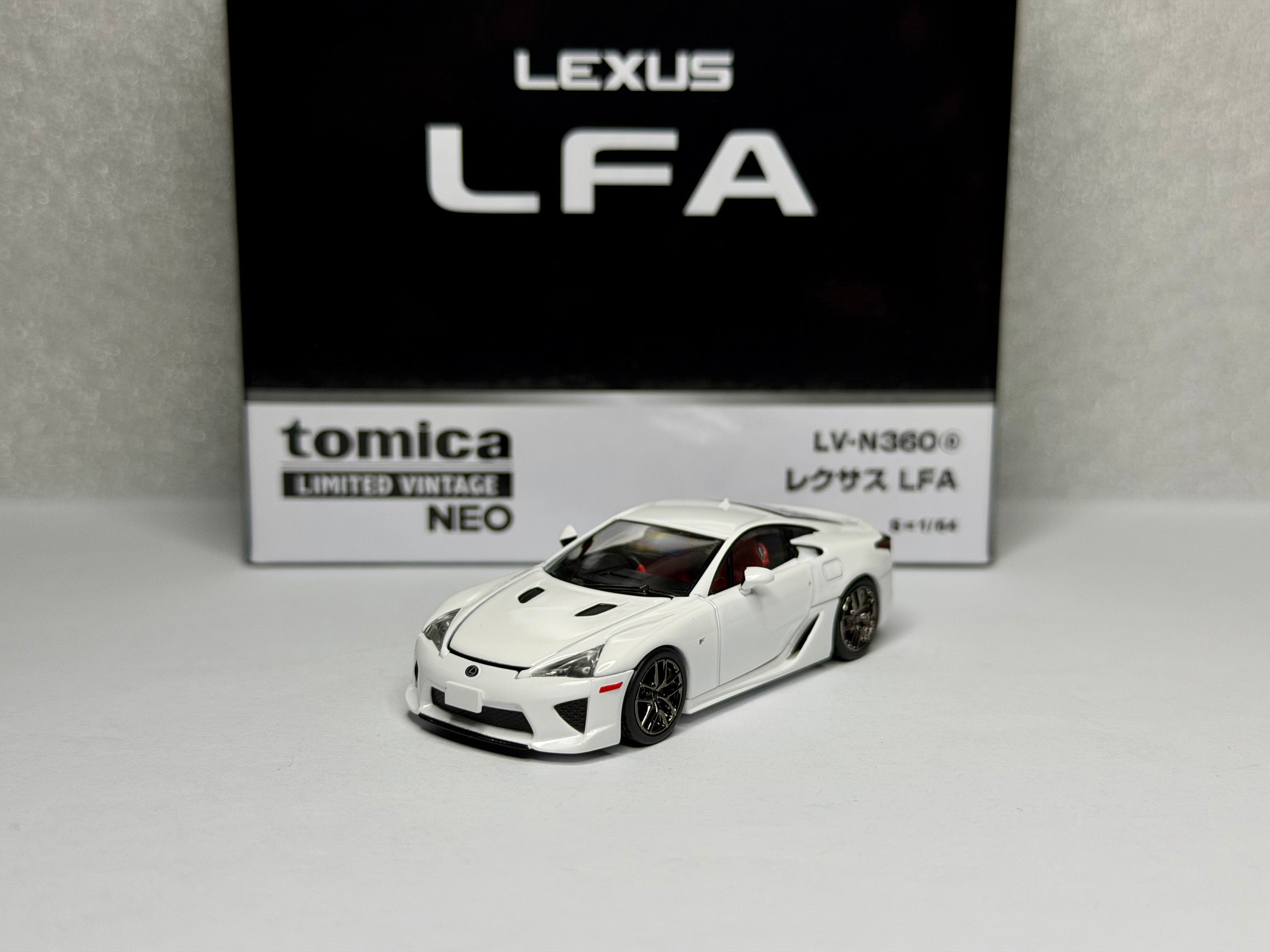 トミカ リミテッド ヴィンテージ NEO 1/64 LV-N360a レクサス LFA （白）