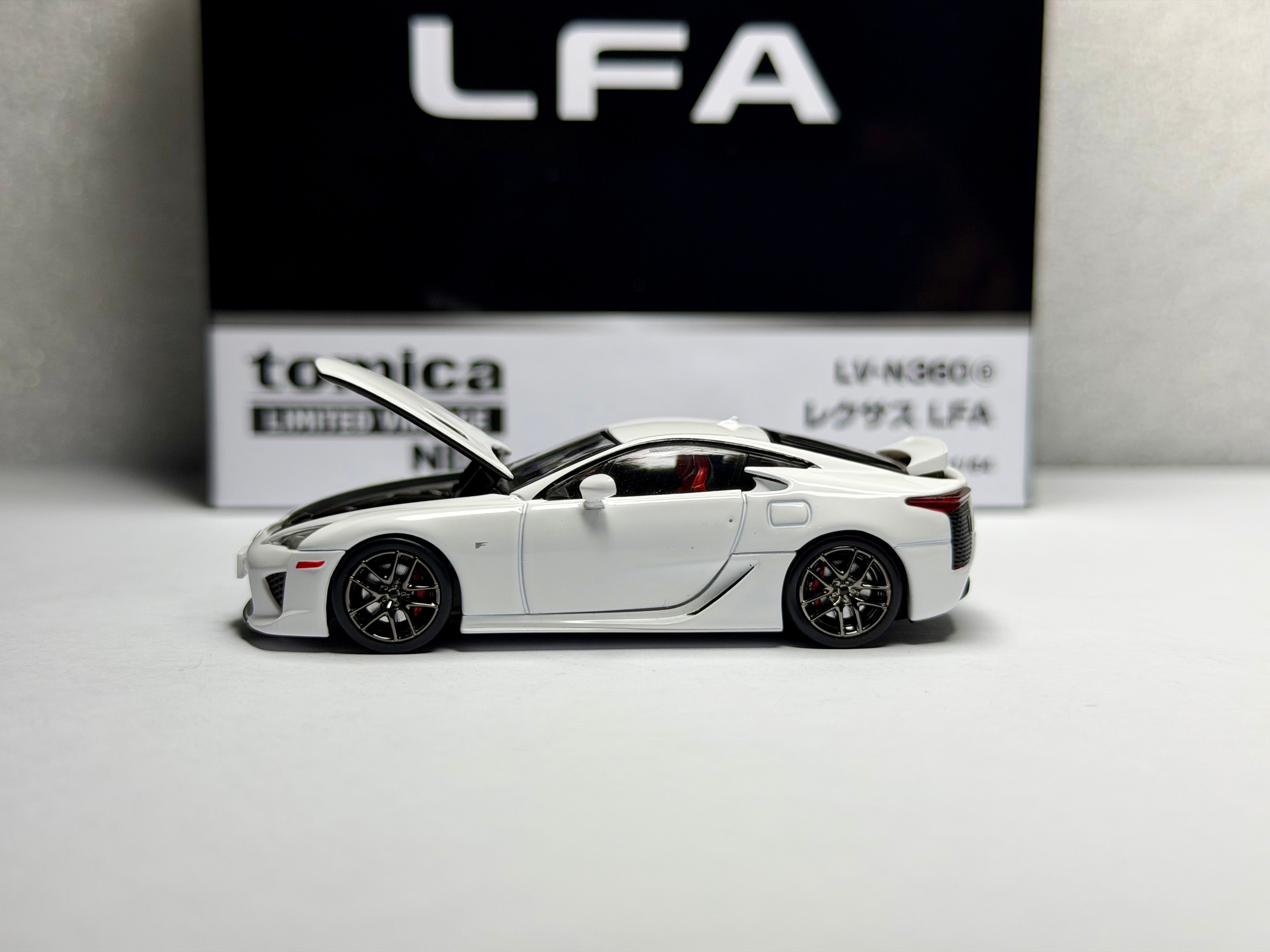 Tomica Limited Vintage NEO 1:64 LV-N360a Lexus LFA | LMTF Diecast