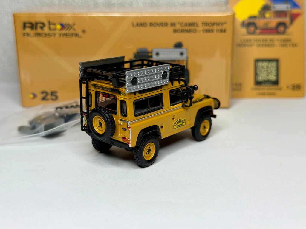 Almost Real 1:64 ランドローバー 90 「キャメル・トロフィー」ボルネオ - 1985 #25