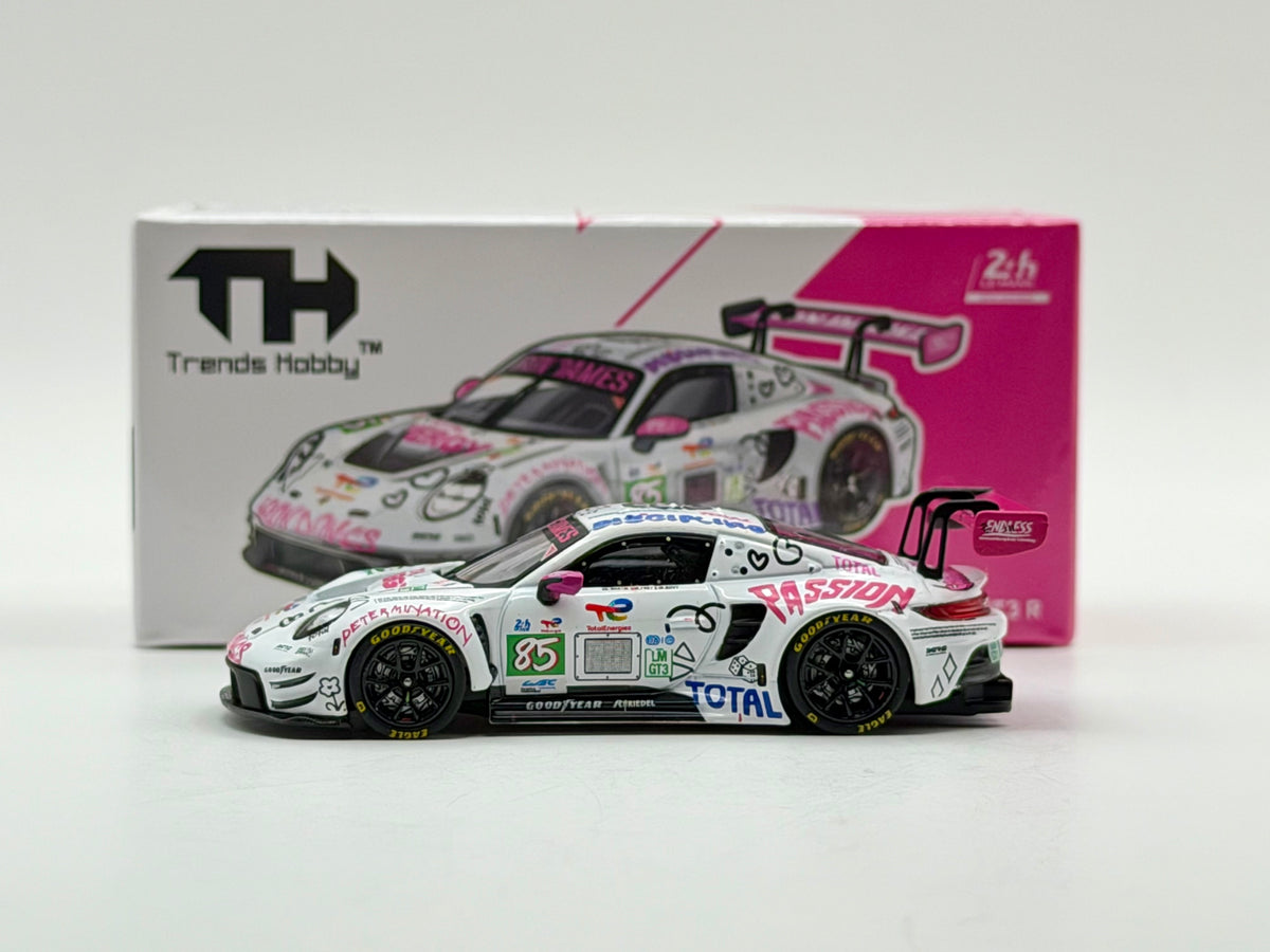 Trends Hobby 1:64 Porsche 911 GT3 R -Iron Dames 2025 LeMans 24H LMGT3 #85 241084(J)