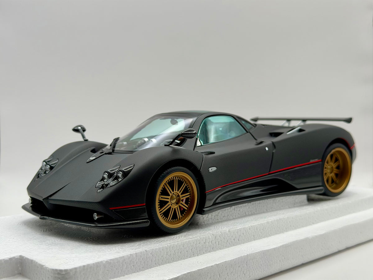 Almost Real 1:18 Pagani Zonda F 2005 Matt Carbon Black with Red Stripe