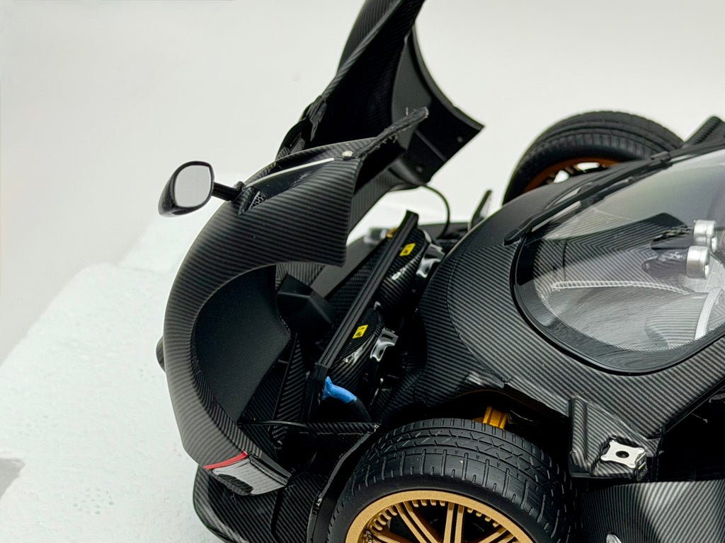 Almost Real 1:18 Pagani Zonda F 2005 Matt Carbon Black with Red Stripe