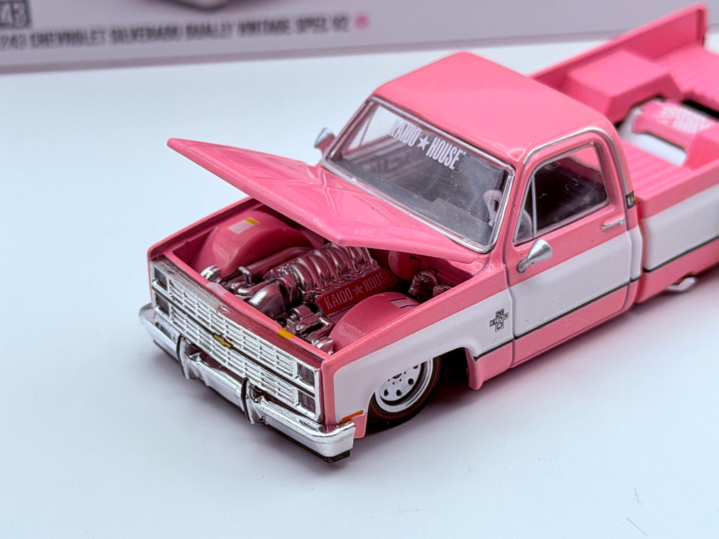 Mini GT x Kaido House 1:64 Chevrolet Silverado Dually Vintage Spec V2 Pink #243