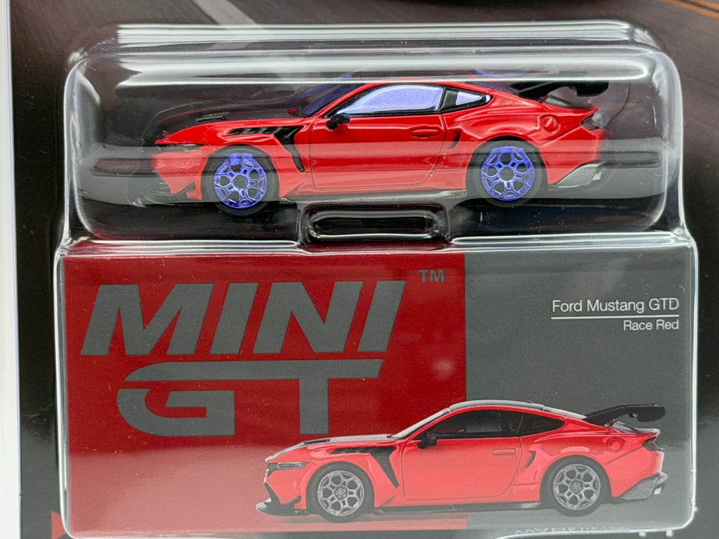 CHASE! Mini GT 1:64 Ford Mustang GTD Race Red #1196