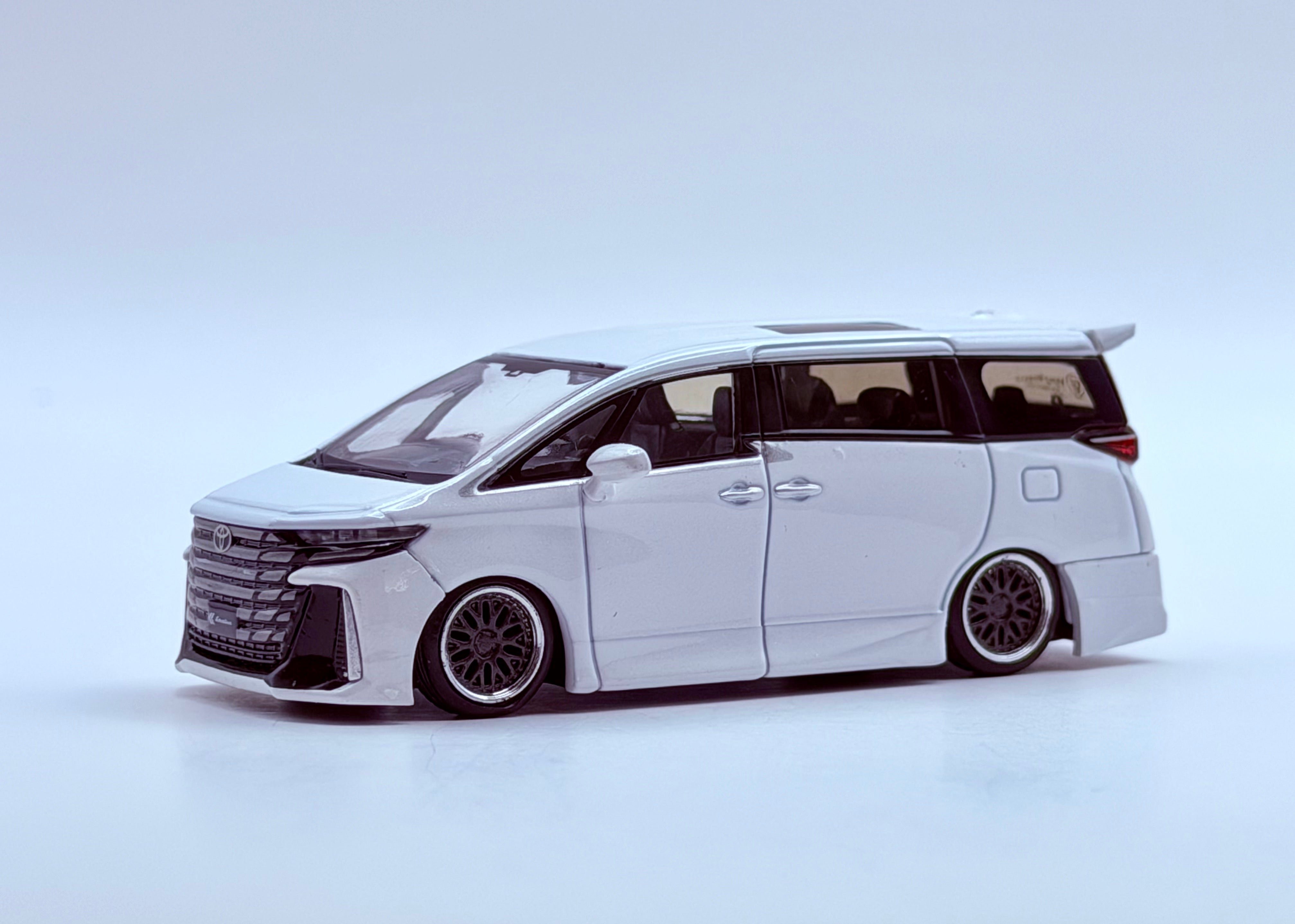 Toyota Alphard 40 KUHL White 1:64 | Mini GT #1180 – LMTF_Diecast