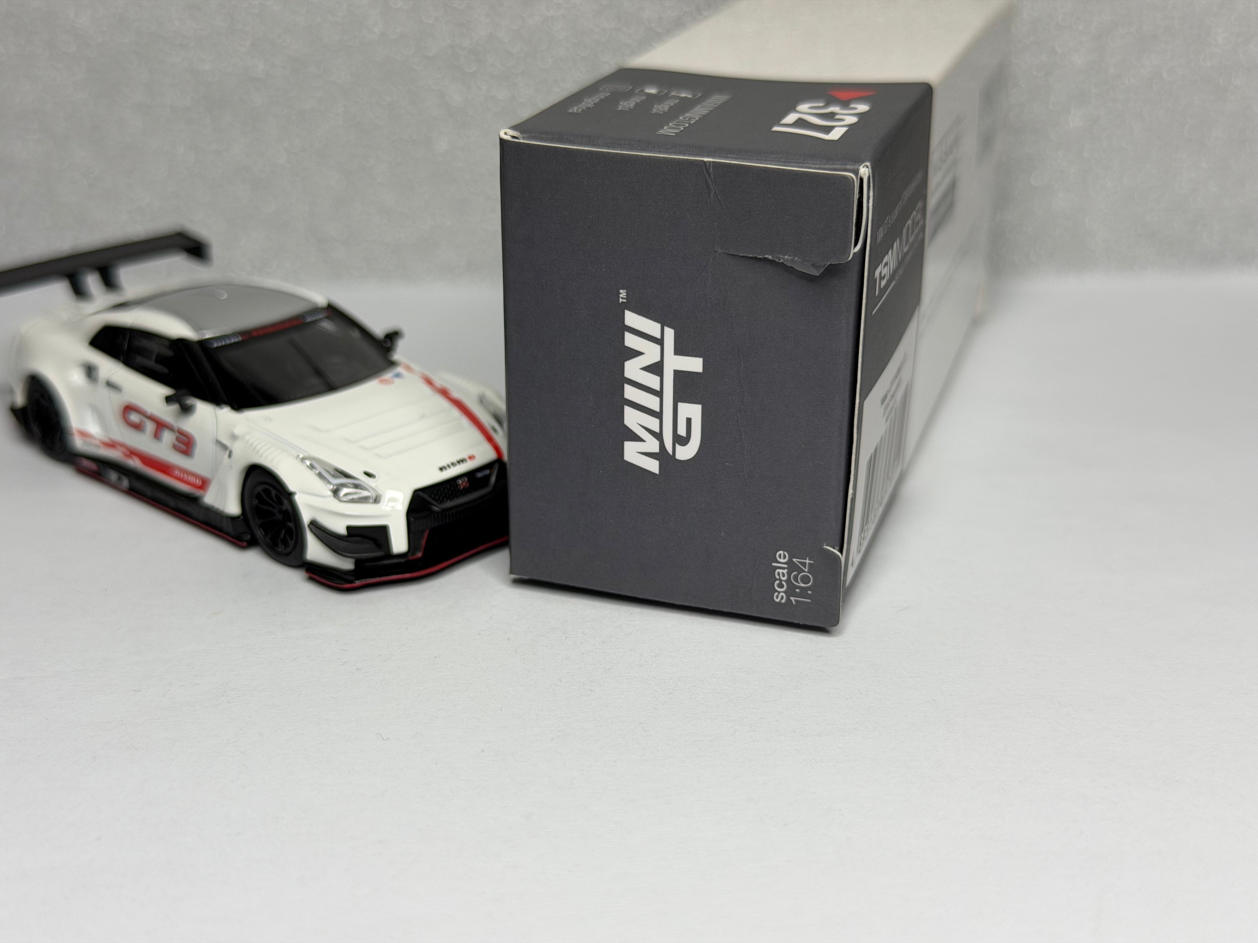 Mini GT 1:64 Nissan GT-R NISMO GT3 2018 Presentation | LMTF