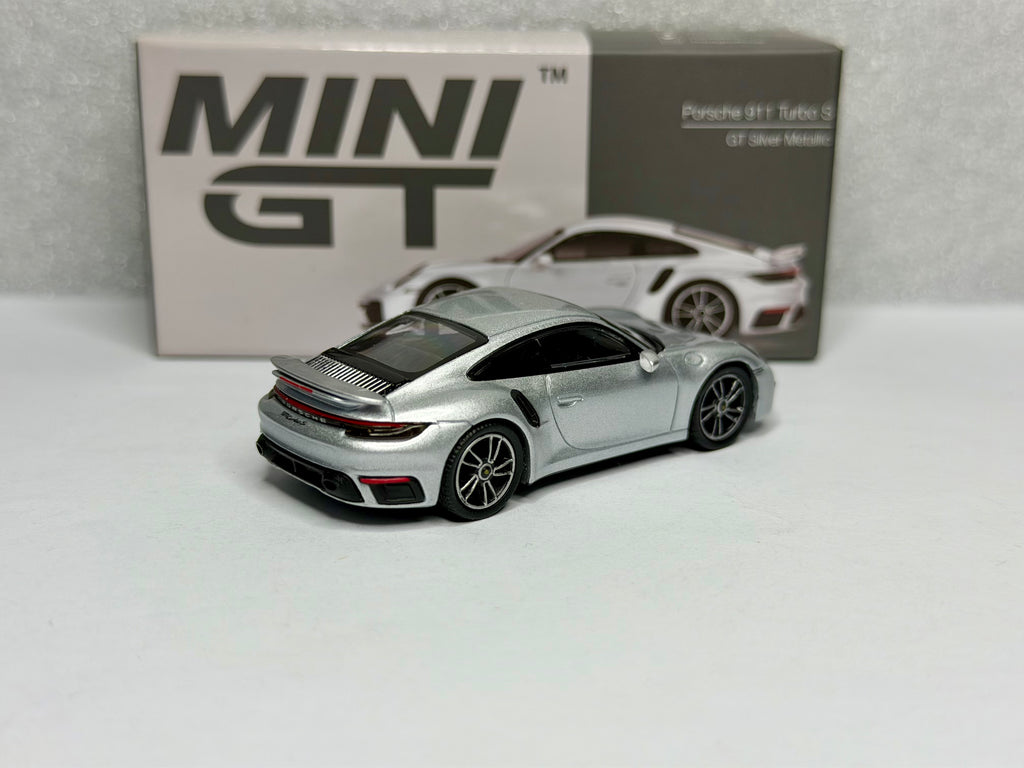 Mini GT 1:64 Porsche 911 Turbo S GT Silver Metallic #354 Opened