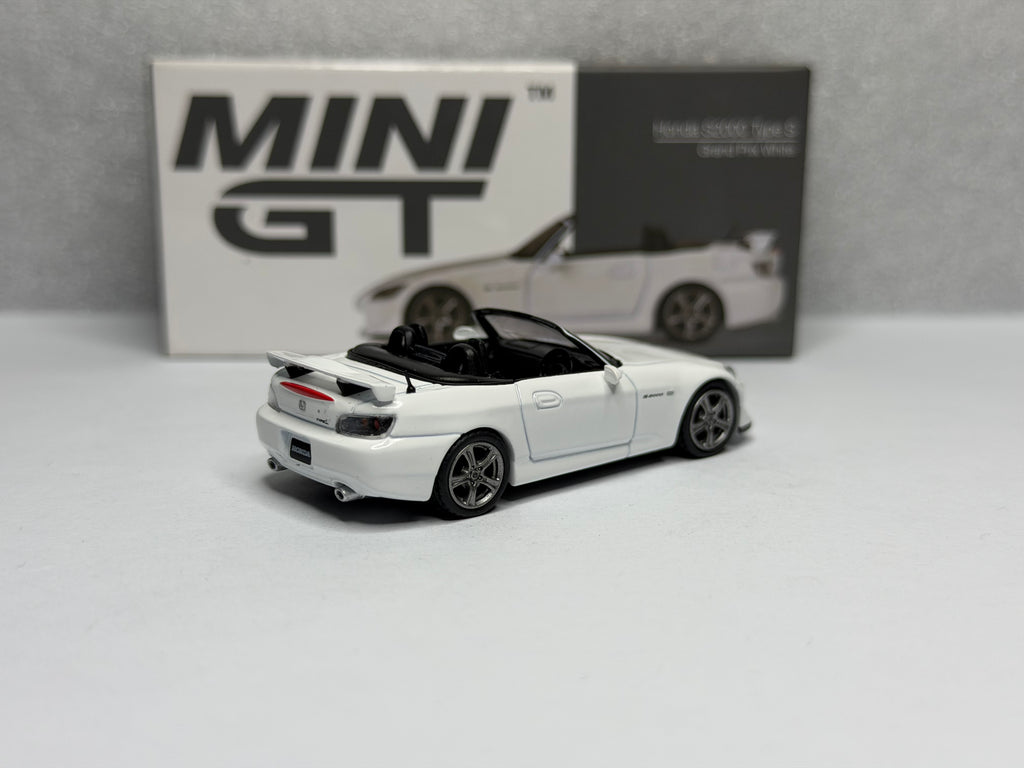 Mini GT 1:64 Honda S2000 Type-S Grand Prix White #349 Opened