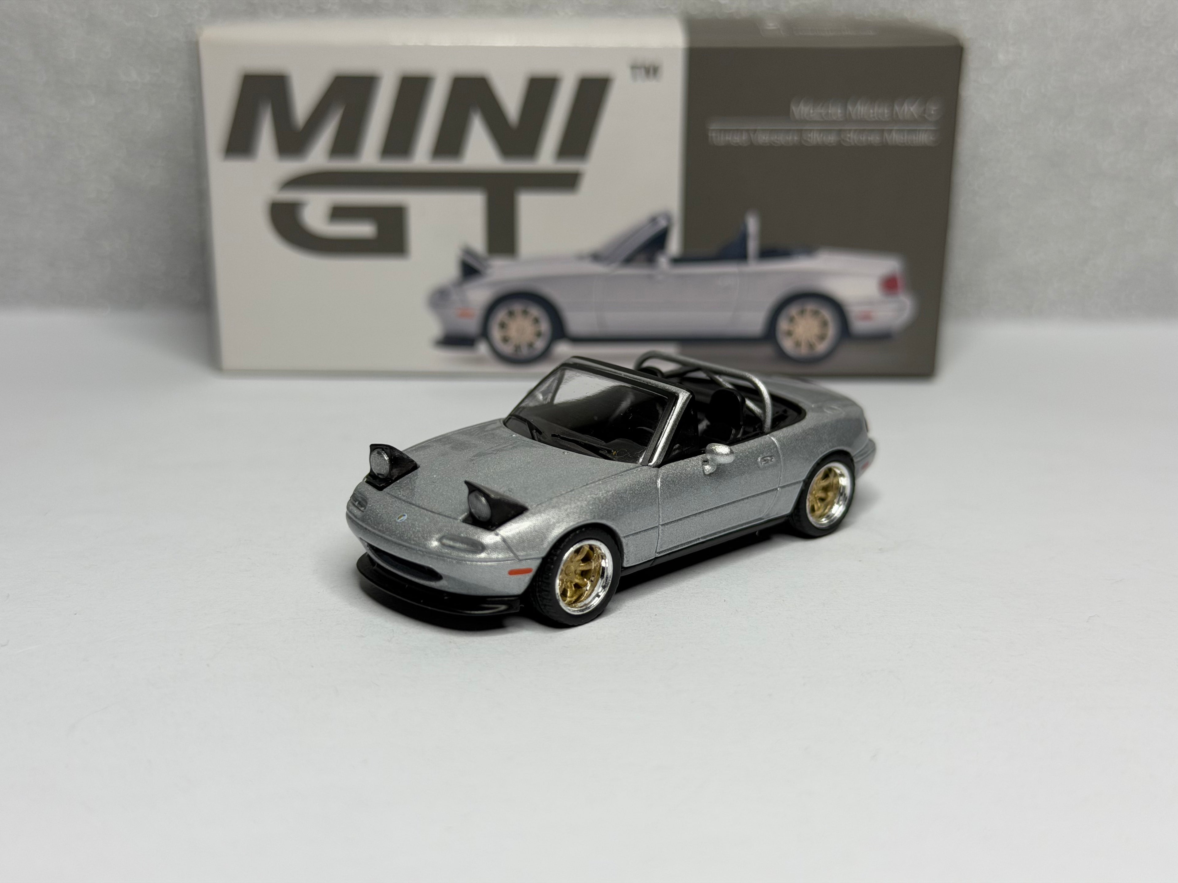 Mini GT 1:64 Mazda Miata MX-5 Tuned Version Silver Stone Metallic #407