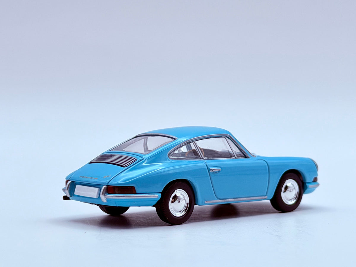 Tomica Limited Vintage 1:64 Porsche 911 (Light Blue) '65 LV-110c
