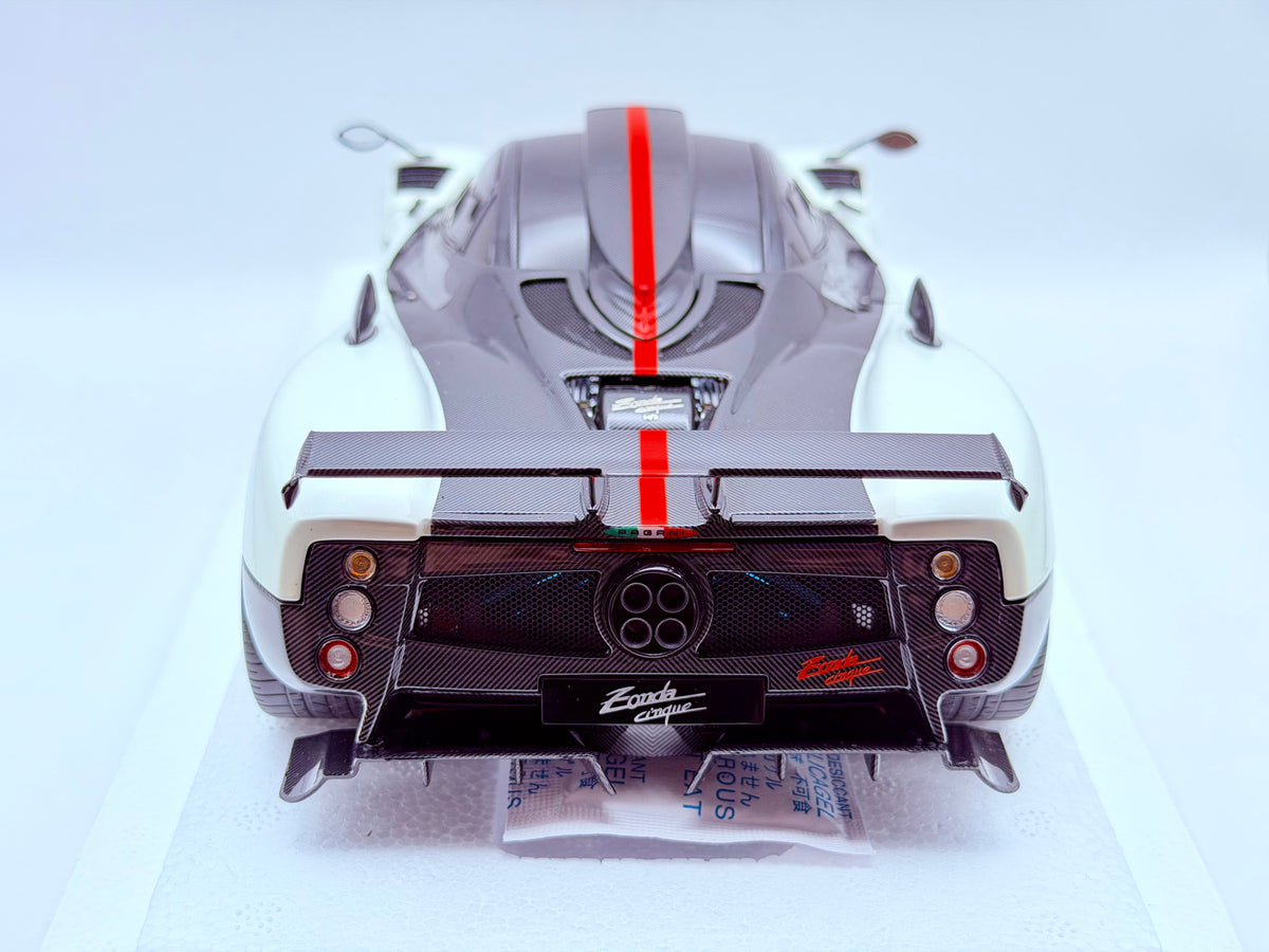 Almost Real 1:18 Pagani Zonda Cinque Coupe(Red Emblem)