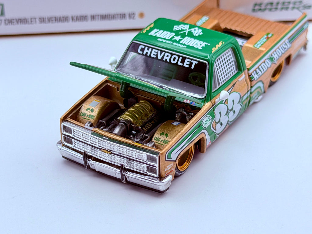 Mini GT x Kaido House 1:64 Chevrolet Silverado Kaido Intimidator V2 – Beige  #267