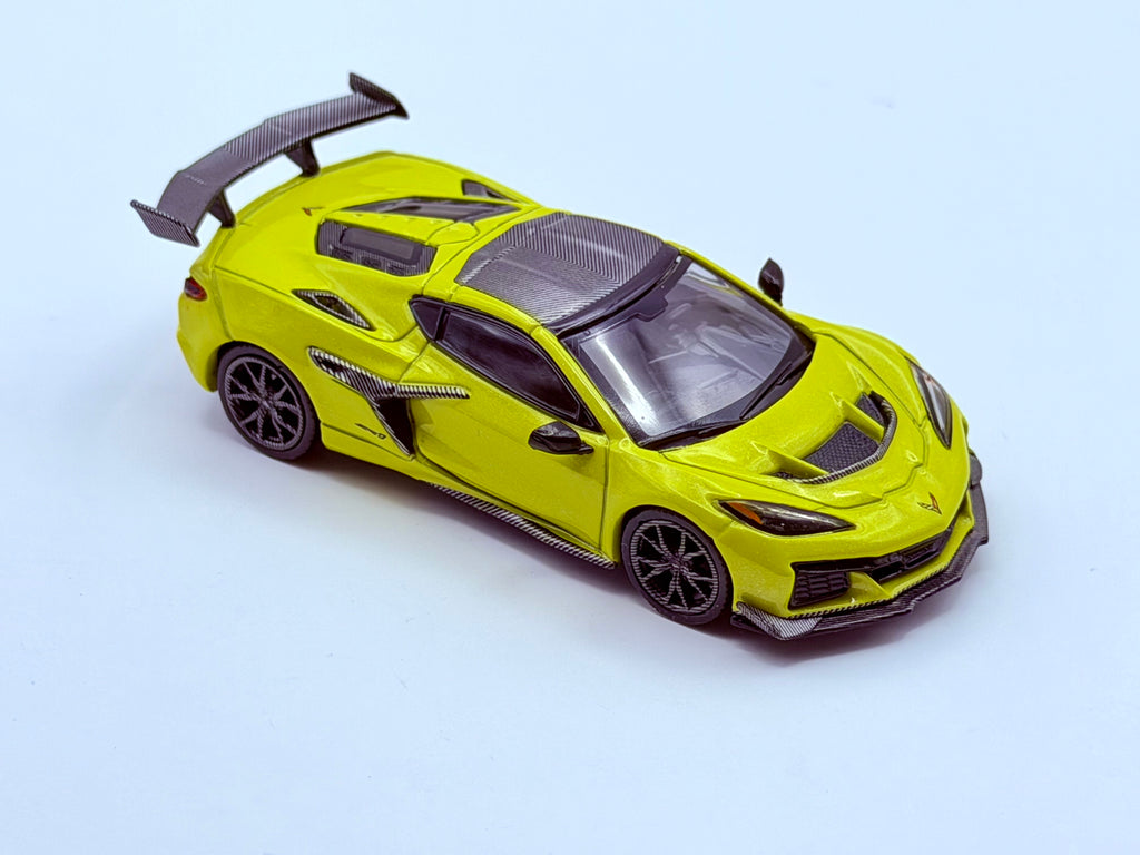 Mini GT 1:64 Chevrolet Corvette ZR1- Accelerate Yellow #1158