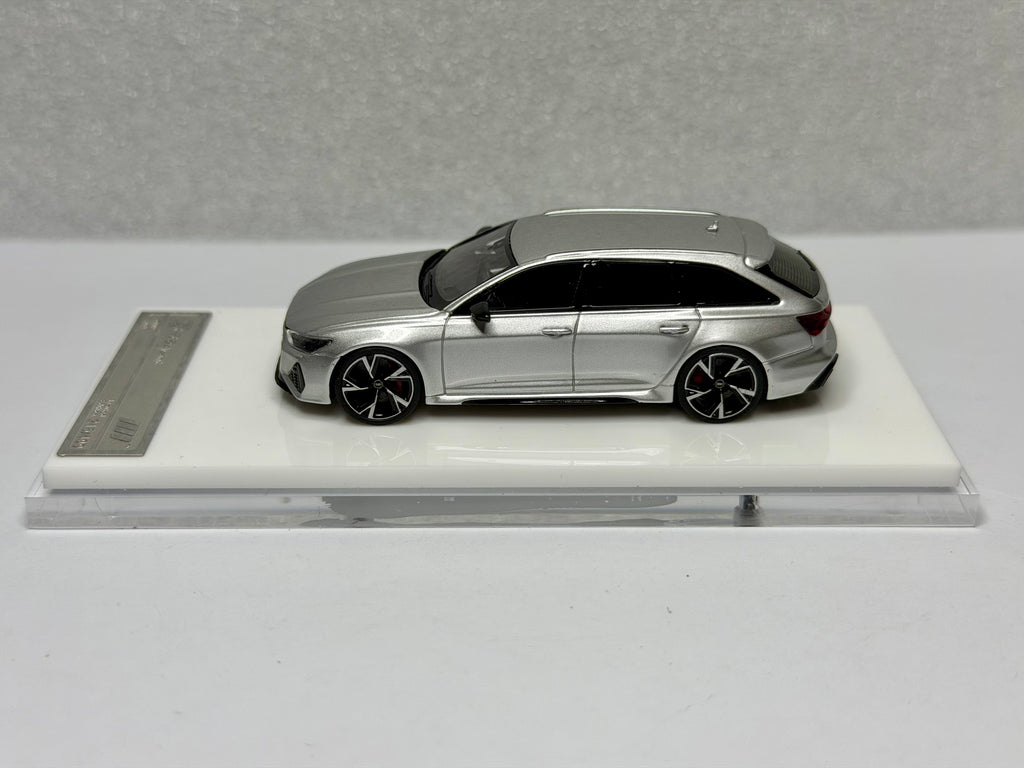 Motorhelix 1:64 Audi RS6 Avant Silver Resin Limited to 499pcs Opened