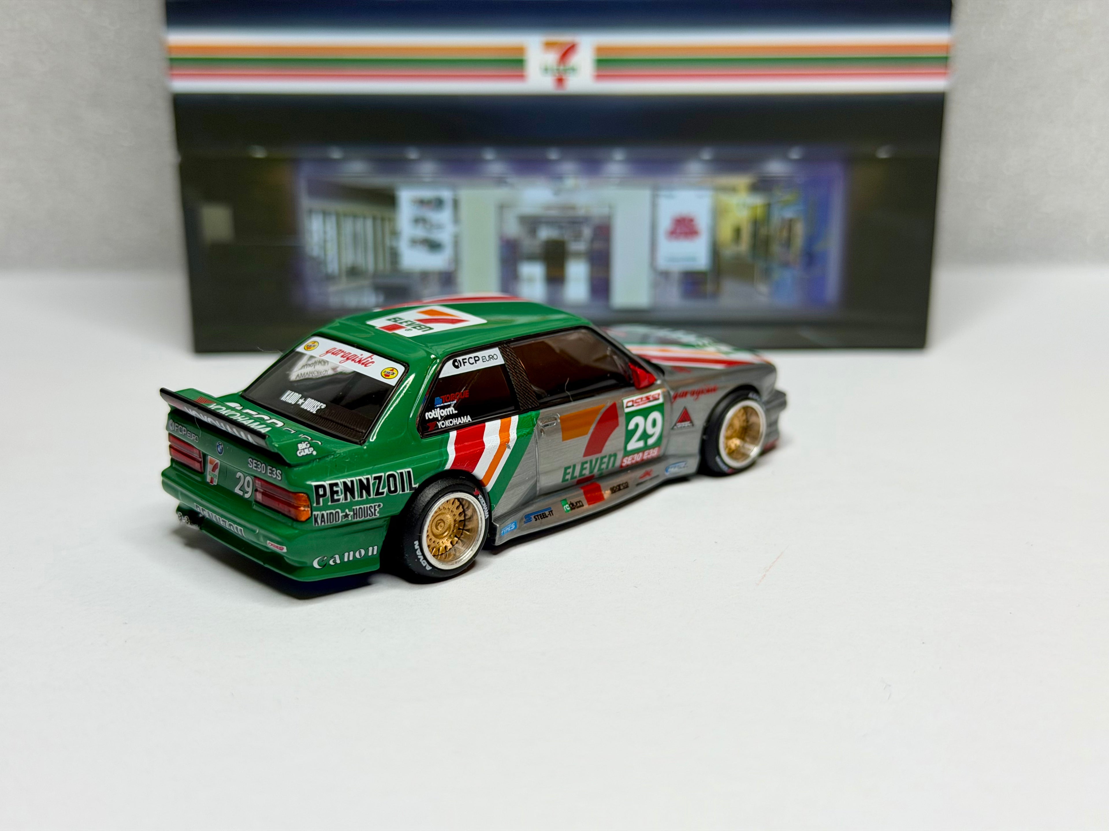 CHASE! Kaido House x Mini GT 1:64 BMW M3 Kaido Works Larry Chen V1 – USA Exclusive